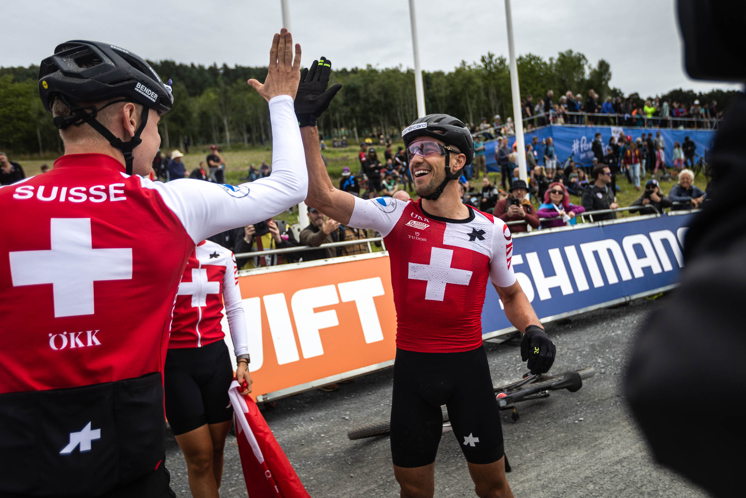 Worlds 2023 | Relais : les métronomes suisses devancent de brillants Français !