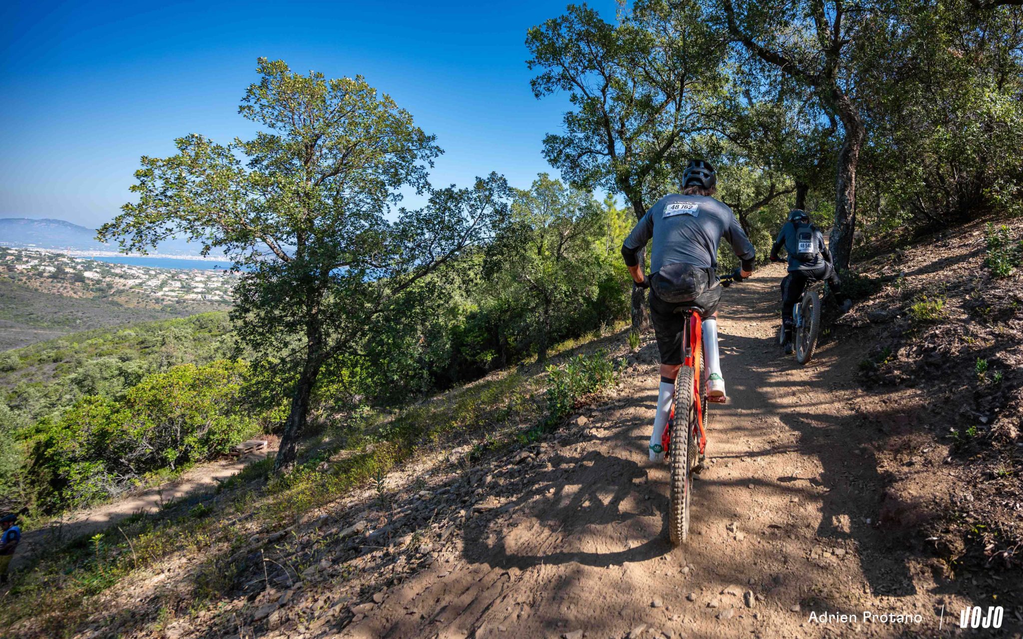 https://www.vojomag.com/app/uploads/2023/10/Axel Alletru Rockrider Roc dAzur Protano Adrien Vojo 14 2048x1280.jpg