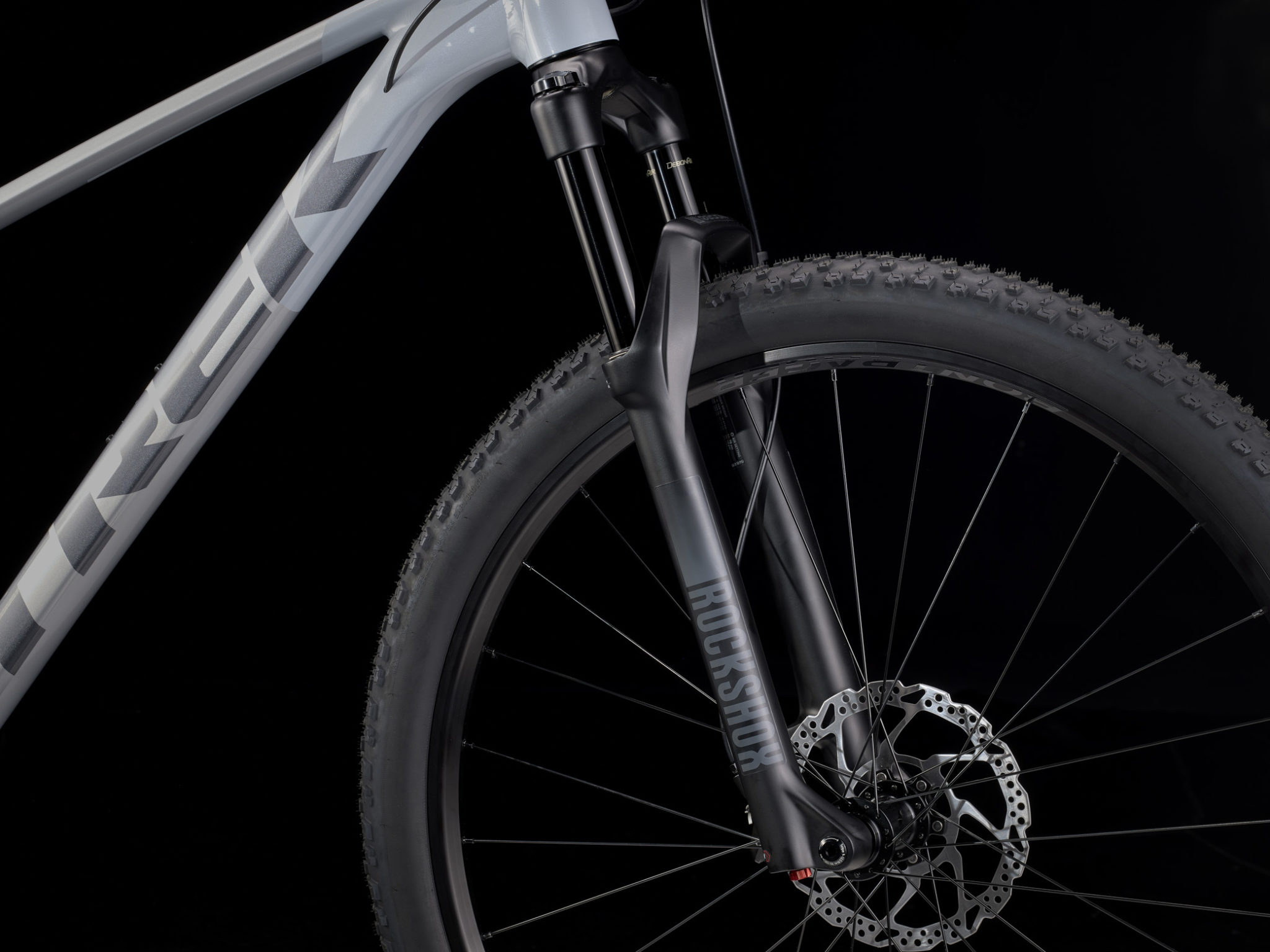 https://www.vojomag.com/app/uploads/2023/10/Trek Procaliber aluminium 2024 Vojo 6 2048x1536.jpg