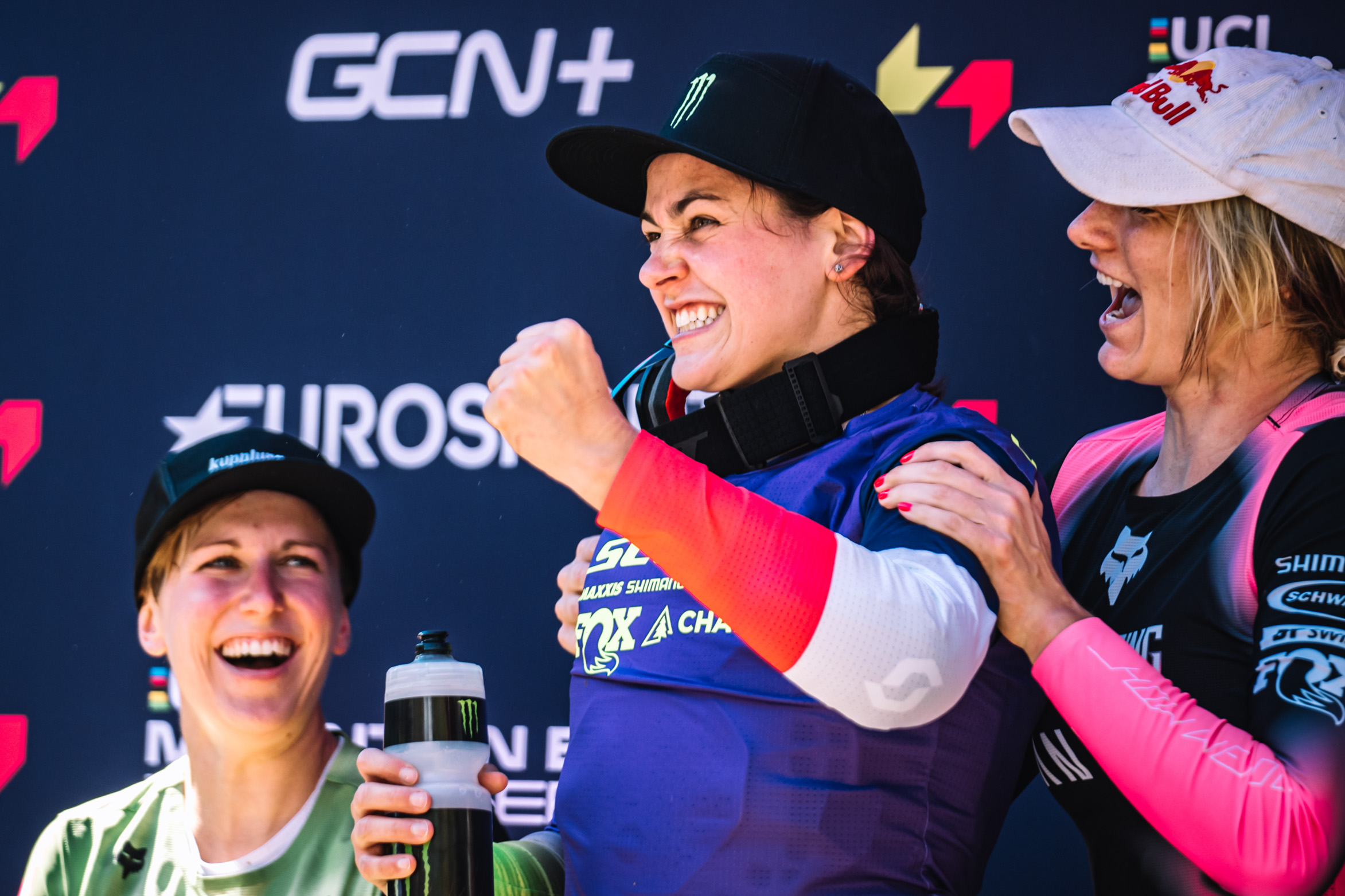 DH World Cup 2023 #7 | Snowshoe : Cabirou chez les femmes, doublé irlandais historique chez les hommes