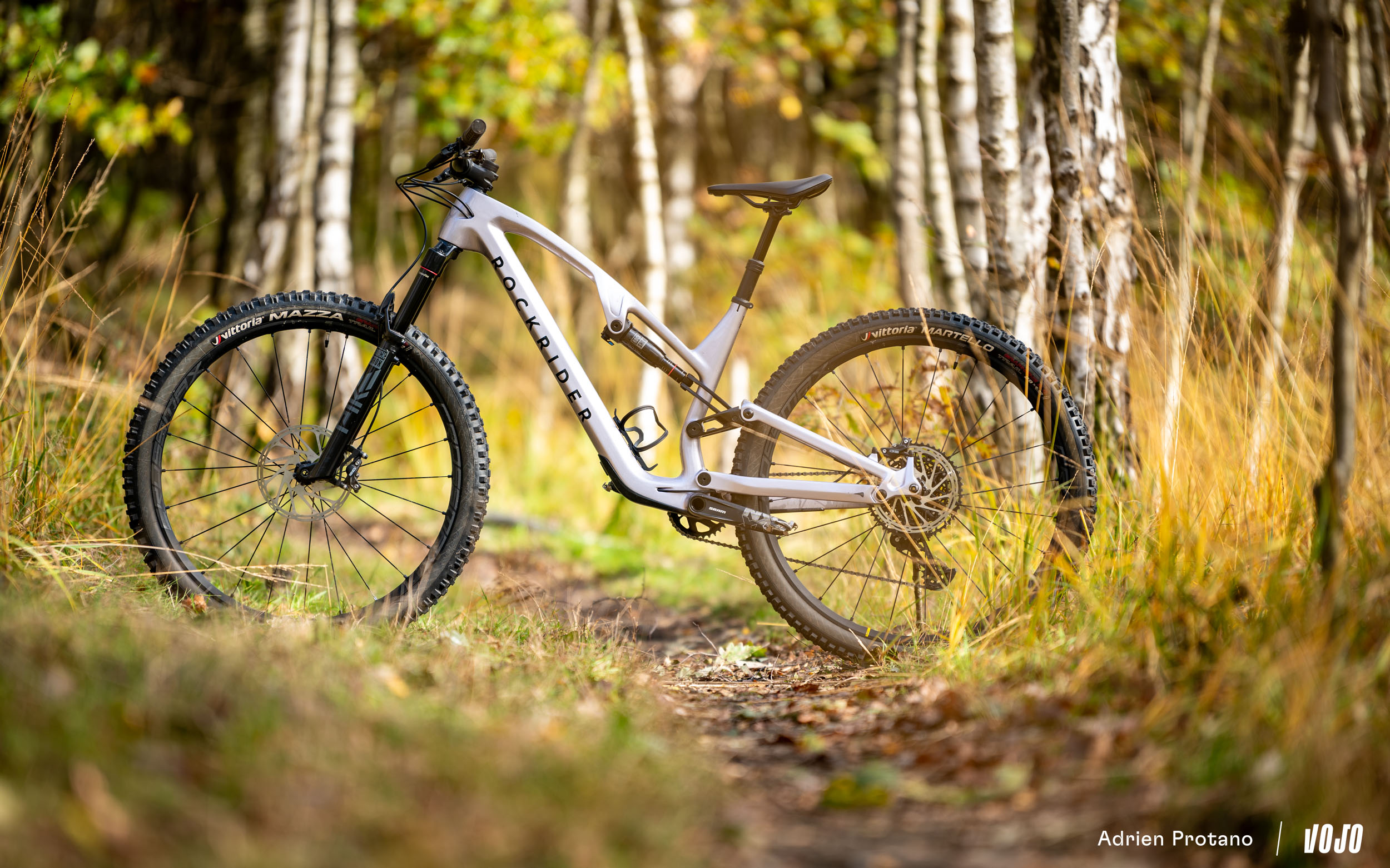 Vojo Le Magazine VTT Roule. Respire. Regarde