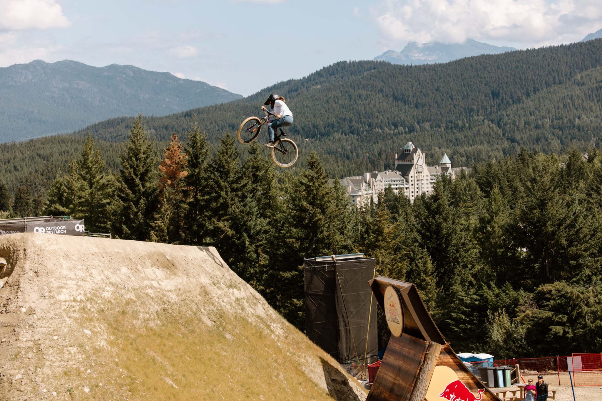 Les Crankworx accueillent (enfin) une catégorie féminine pour 2024