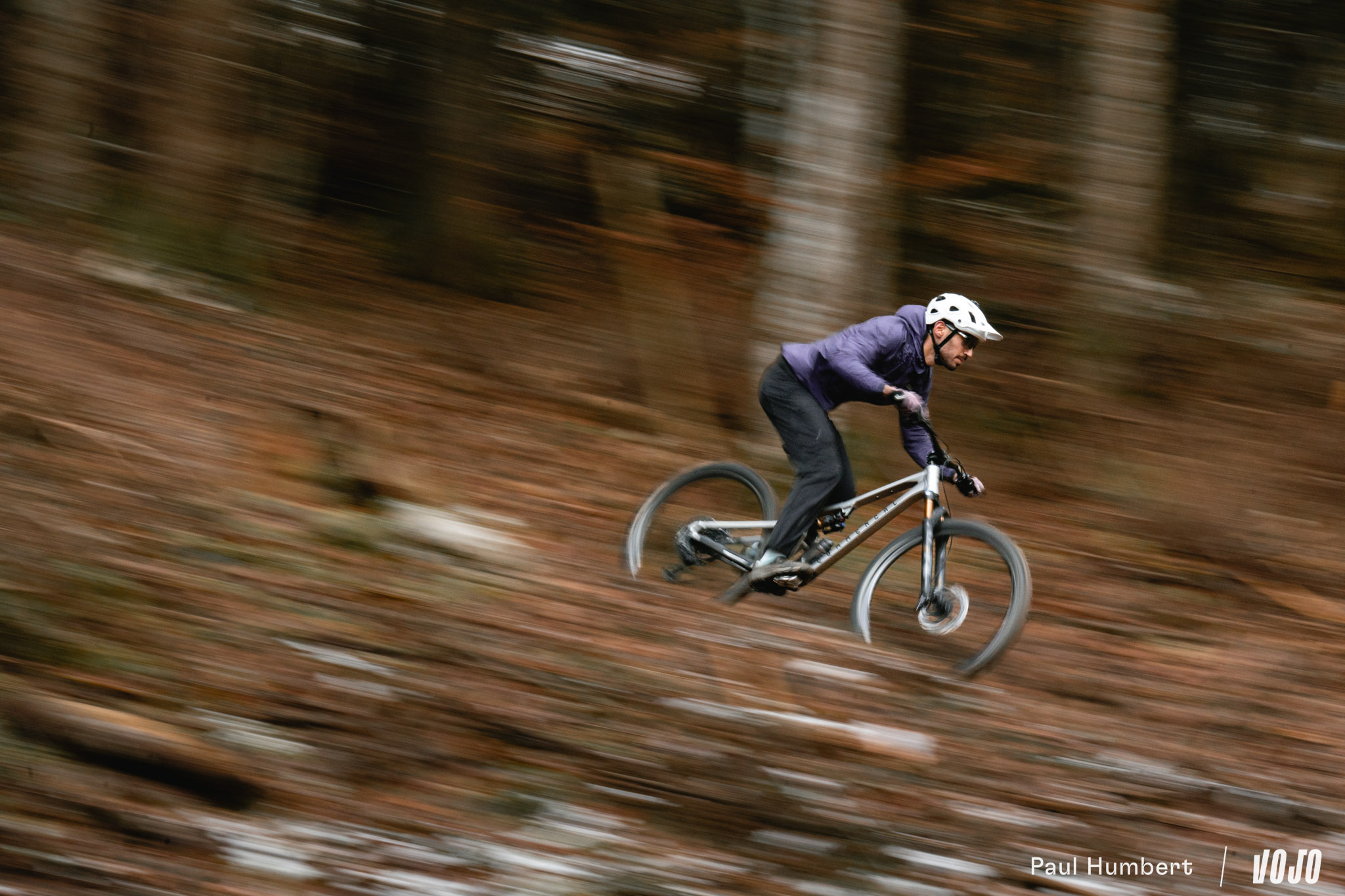 https://www.vojomag.com/app/uploads/2023/12/commencal tempo test 2023 vojo paul humbert 19.jpg