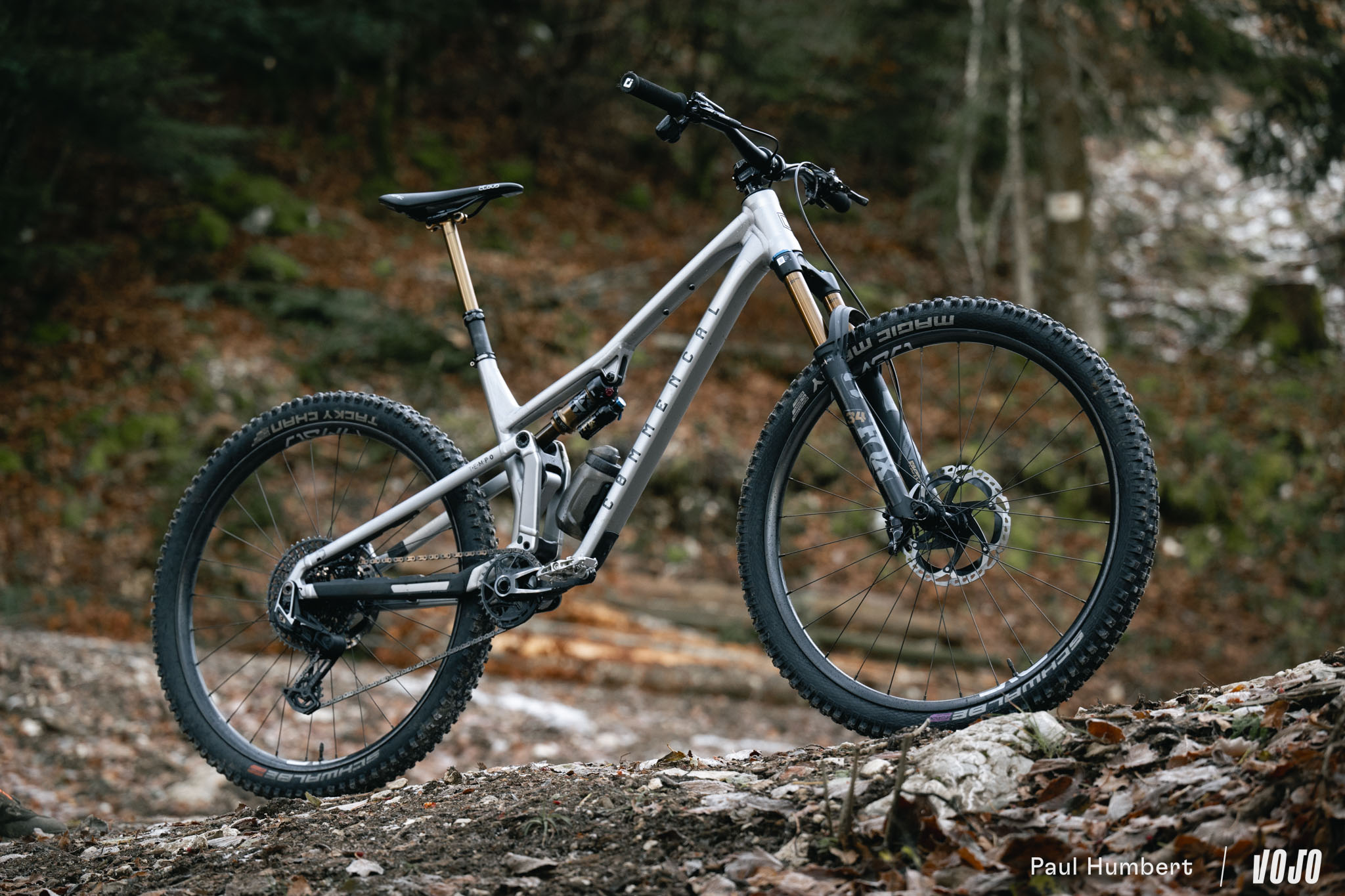 https://www.vojomag.com/app/uploads/2023/12/commencal tempo test 2023 vojo paul humbert 2.jpg