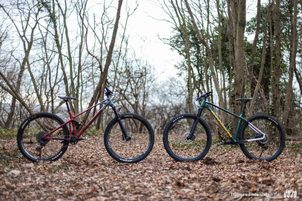 Test | Mondraker Raze VS Mondraker Chrono DC : quel alu pour s’amuser ?