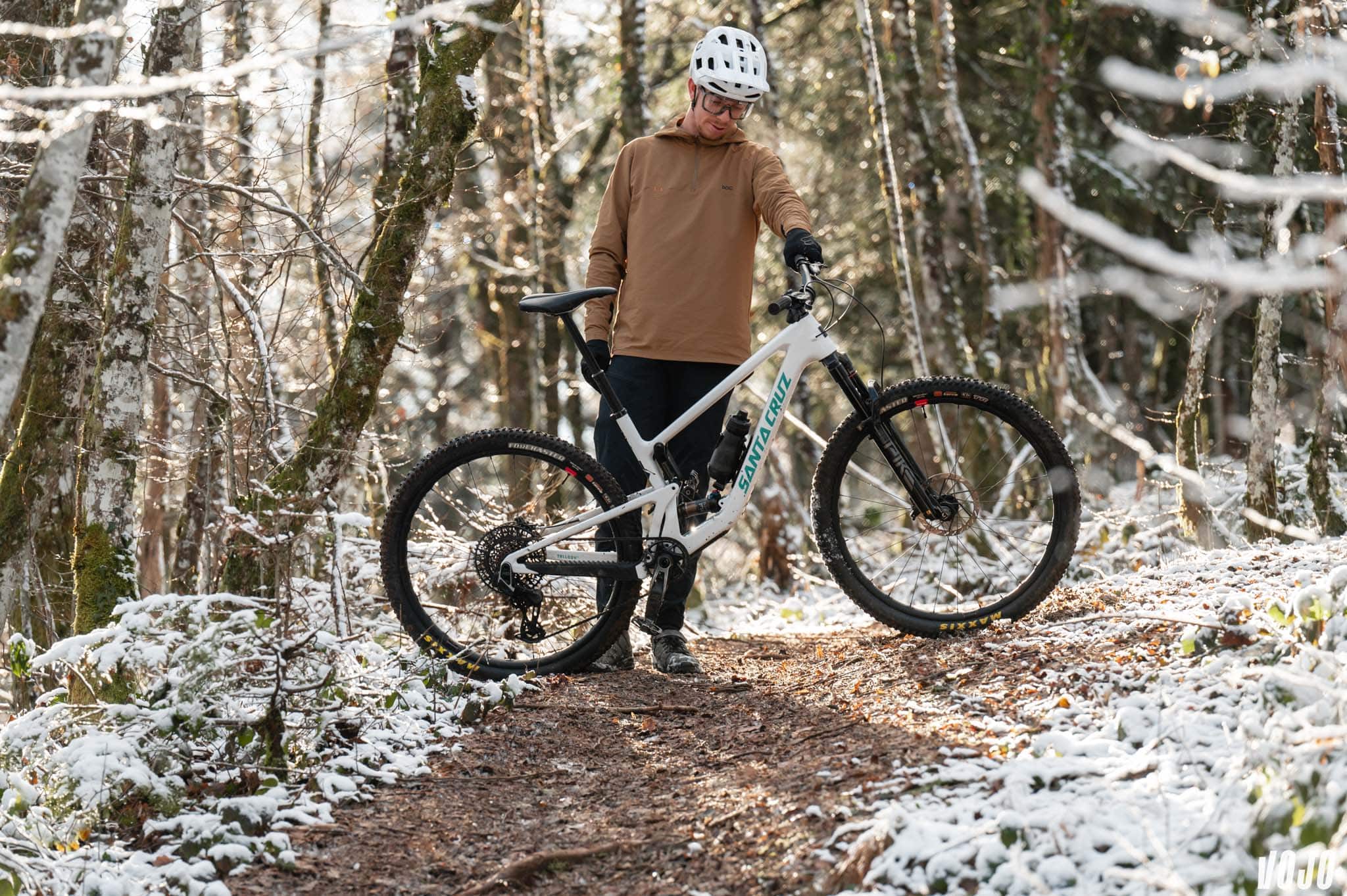 https://www.vojomag.com/app/uploads/2024/02/santa cruz tallboy tall boy vtt trail taille compte 2024 vojo paul humbert 25.jpg