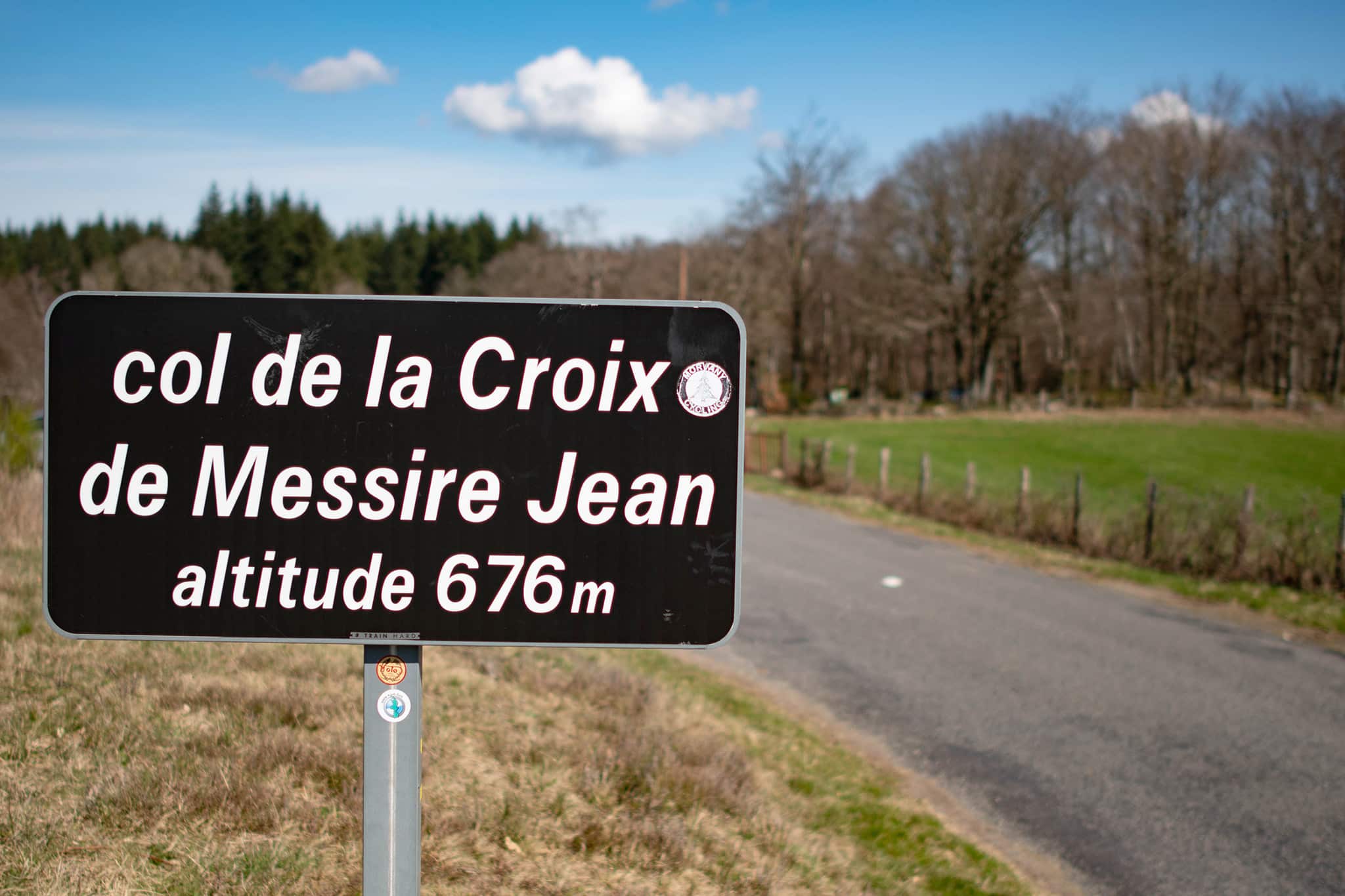 https://www.vojomag.com/app/uploads/2024/05/Gravel Morvan. col BD.jpg