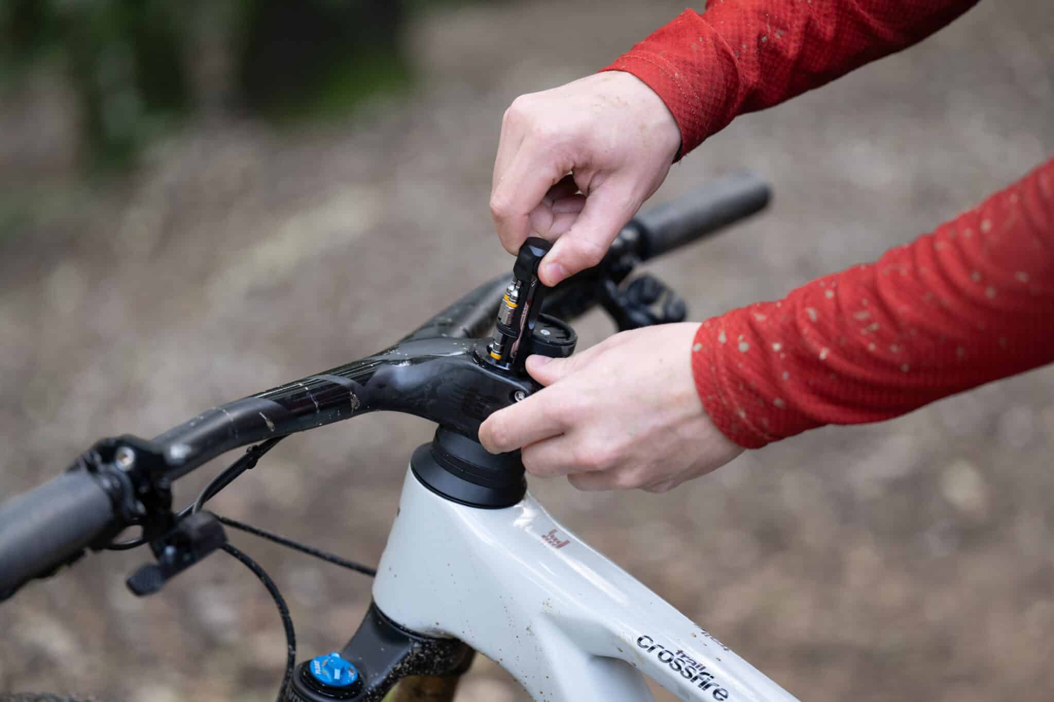https://www.vojomag.com/app/uploads/2024/05/Lee Cougan Crossfire Trail test 2024 Vojo A.Protano 1 8 2048x1365.jpg