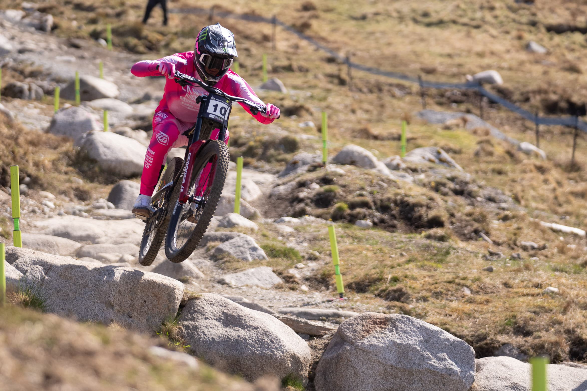 https://www.vojomag.com/app/uploads/2024/05/WC DH Fort William Finals. Vojo 1 15.jpg