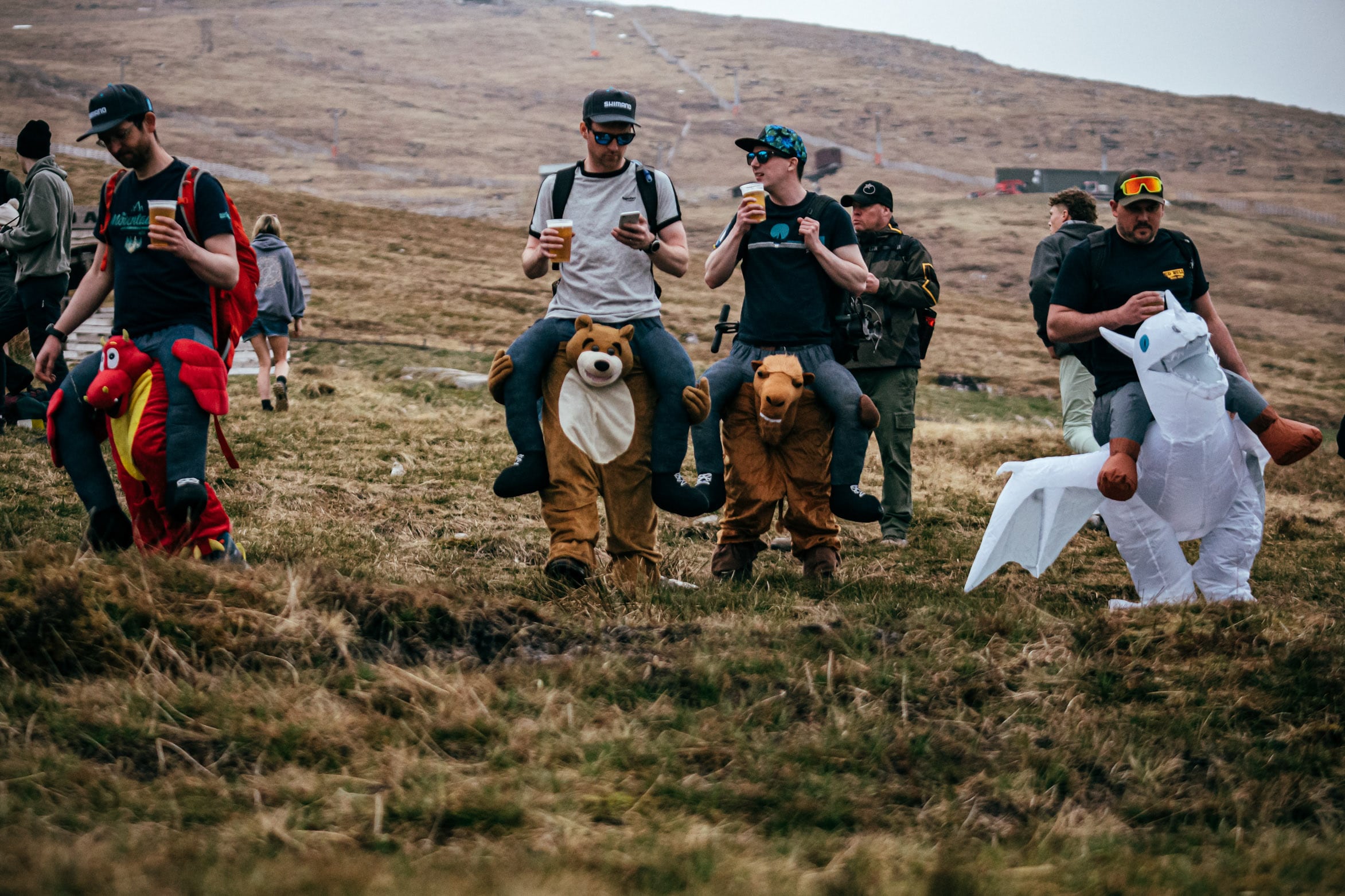 https://www.vojomag.com/app/uploads/2024/05/WC DH Fort William Finals. Vojo 1 39.jpg