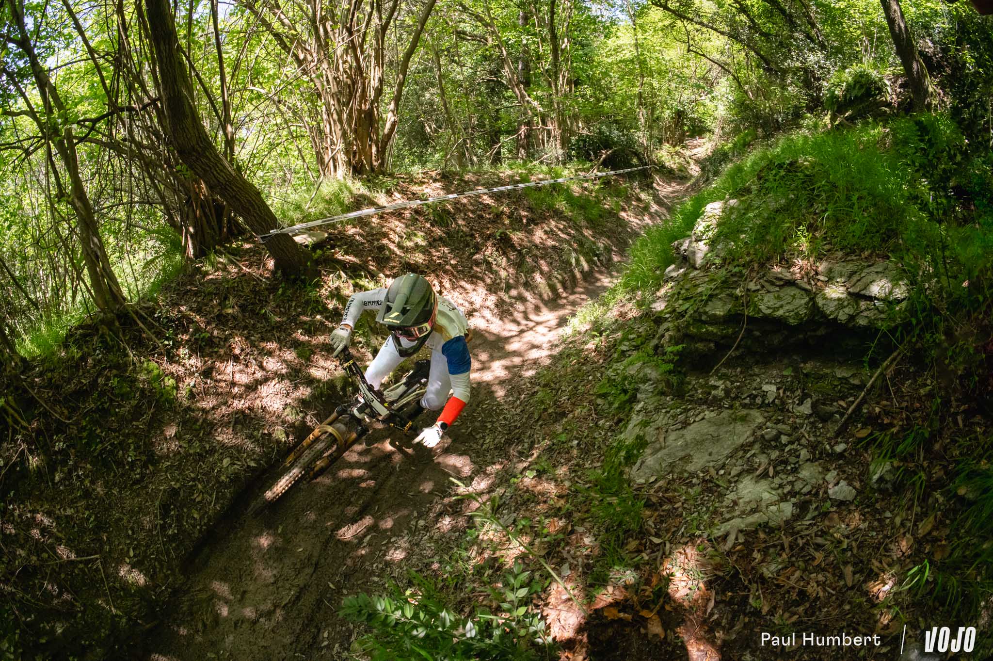 https://www.vojomag.com/app/uploads/2024/05/course vtt enduro edr finale ligure dimanche 2024 vojo paul humbert 29.jpg