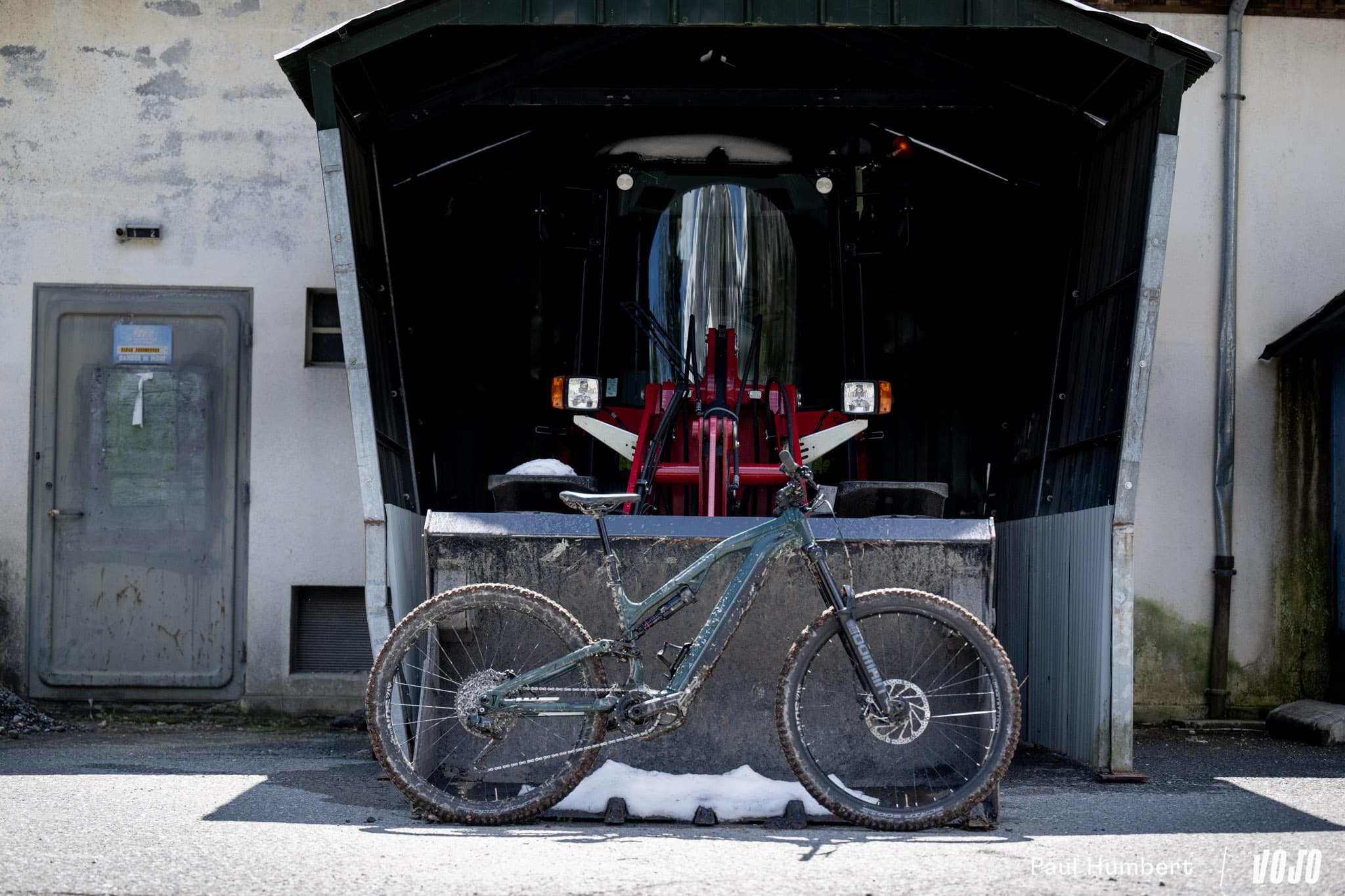 https://www.vojomag.com/app/uploads/2024/05/decathlon e feel test ebike vttae moteur 2024 vojo paul humbert 56.jpg