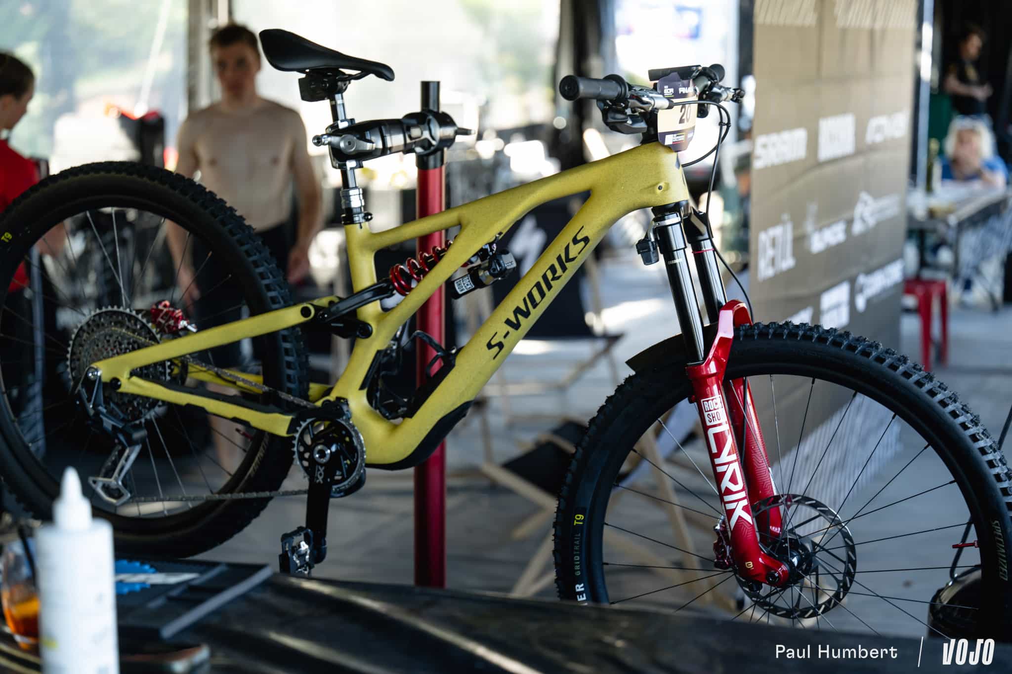 https://www.vojomag.com/app/uploads/2024/05/paddock materiel vtt nouveaute spyshot 2024 vojo paul humbert 8.jpg