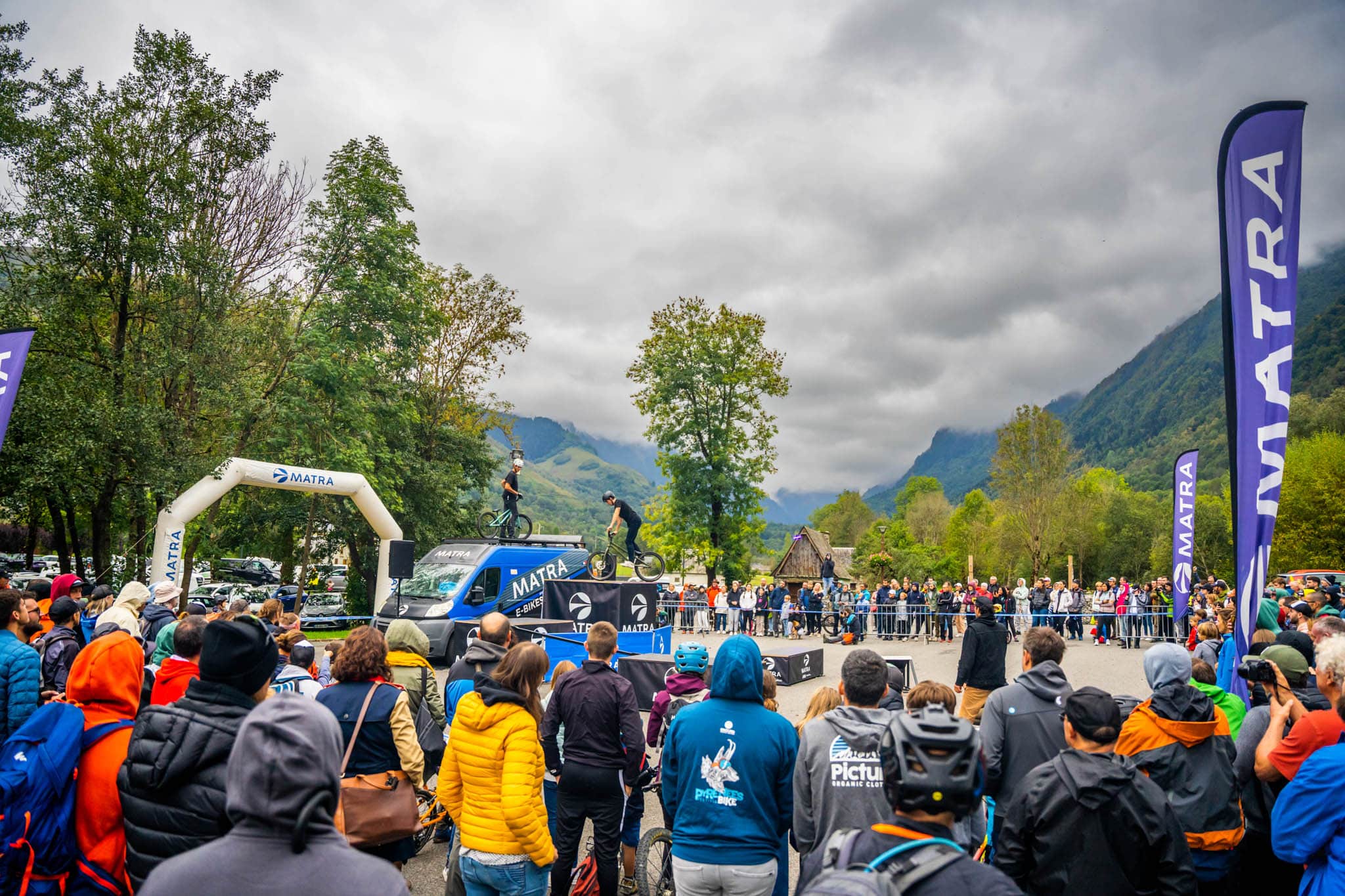 https://www.vojomag.com/app/uploads/2024/05/podcast morgane jonnier rossignol podcast vtt lunch ride 2025 vojo paul humbert 2.jpg