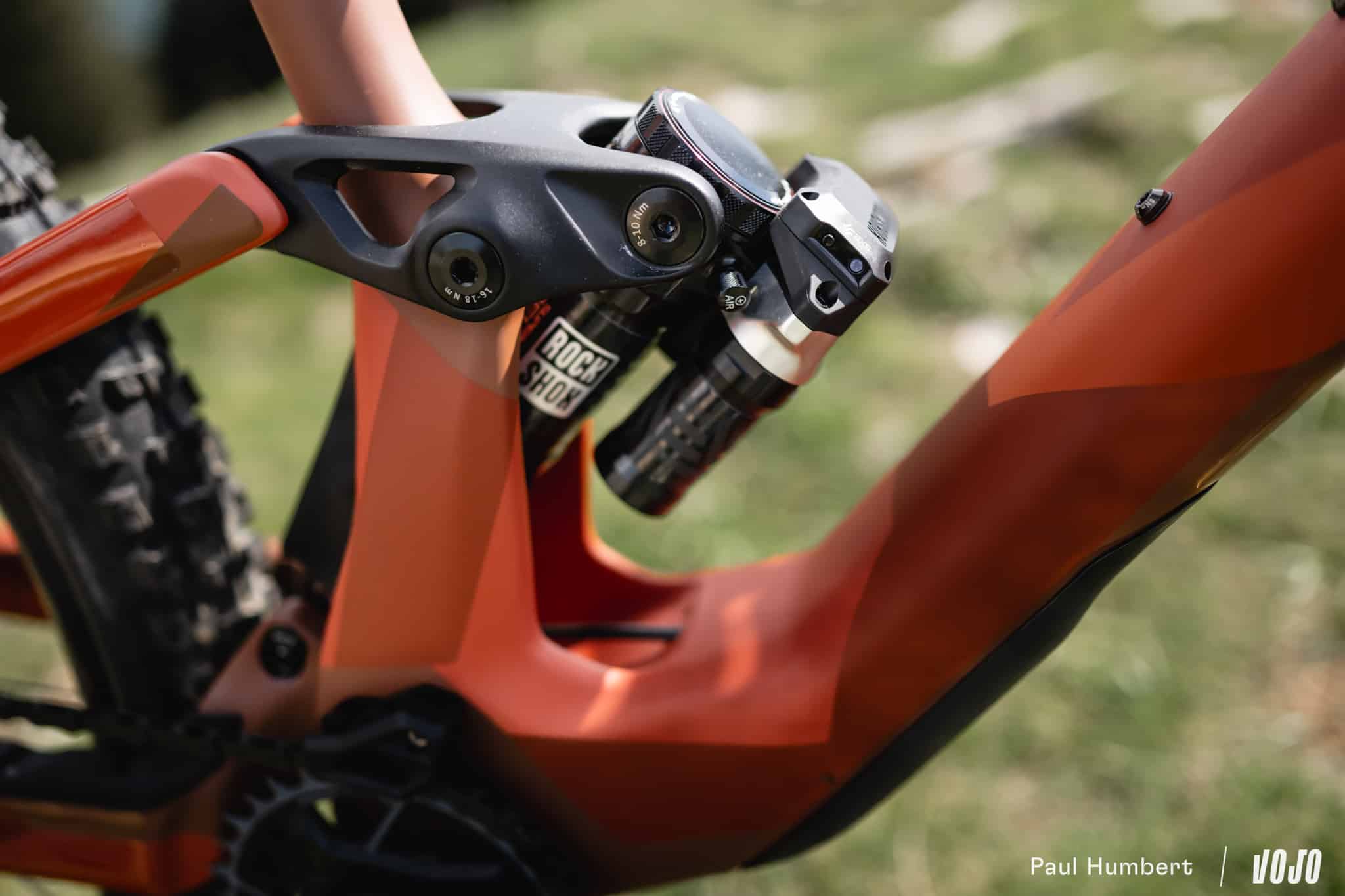 https://www.vojomag.com/app/uploads/2024/05/test nouveau lapierre zesty vtt 2024 vojo paul humbert 29.jpg
