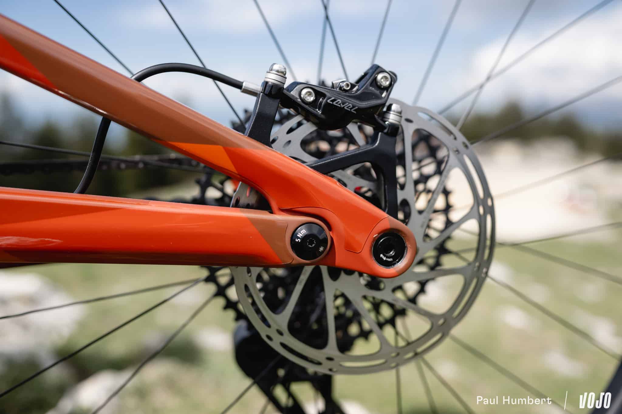 https://www.vojomag.com/app/uploads/2024/05/test nouveau lapierre zesty vtt 2024 vojo paul humbert 31.jpg