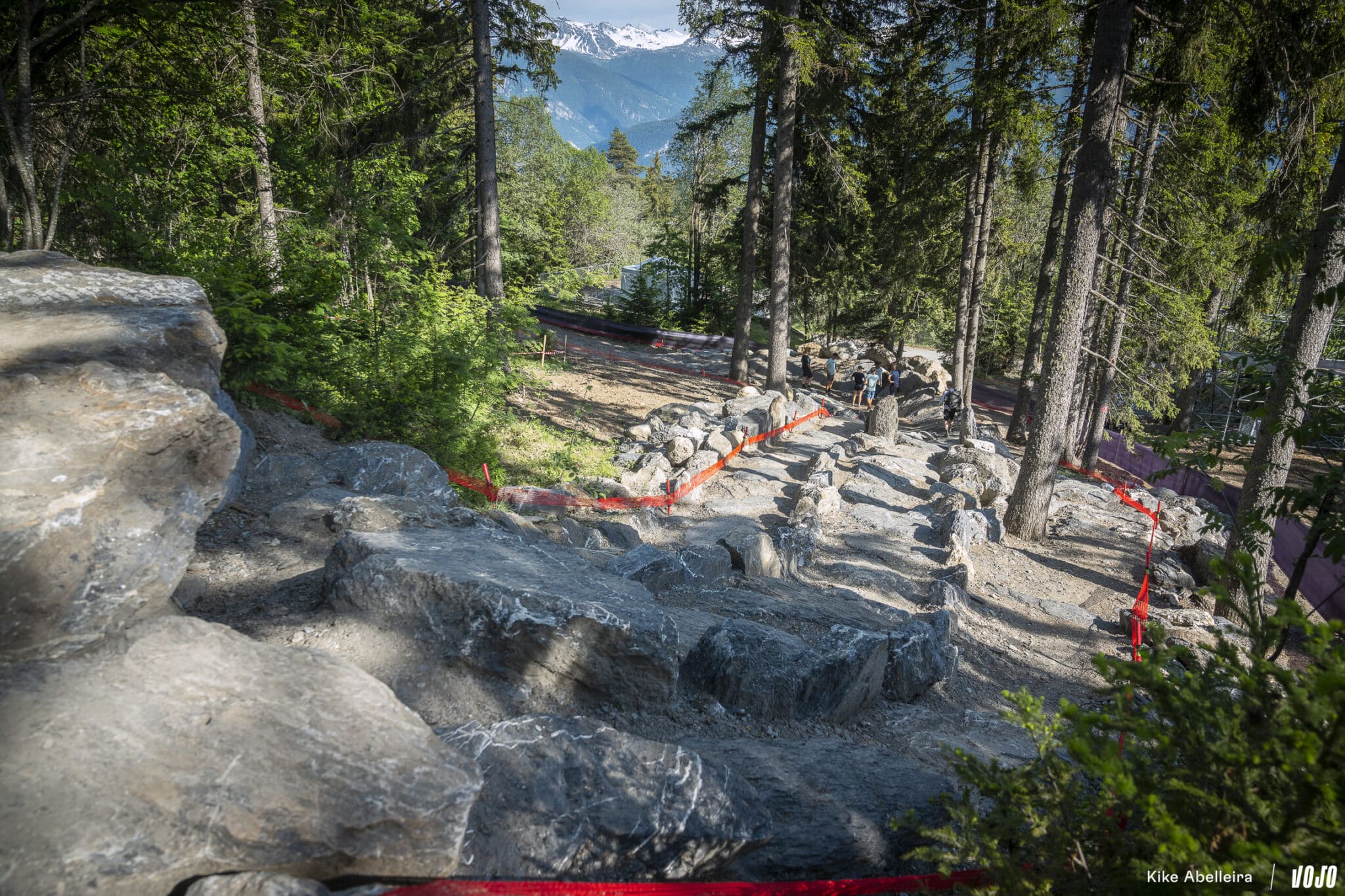 https://www.vojomag.com/app/uploads/2024/06/24MTBWC CransMontana byKikeAbelleira 03851 2048x1364.jpg