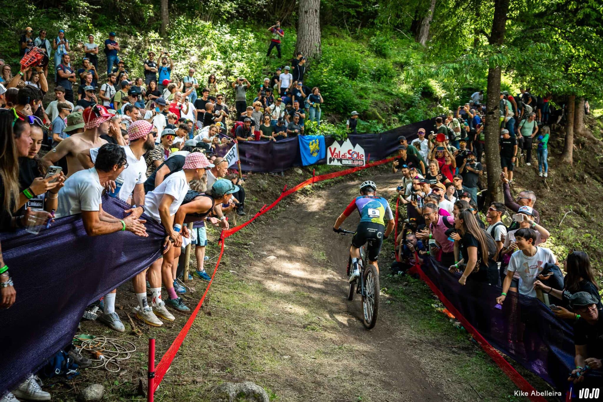 https://www.vojomag.com/app/uploads/2024/06/24MTBWC ValDiSole byKikeAbelleira 03209 2 2048x1364.jpg