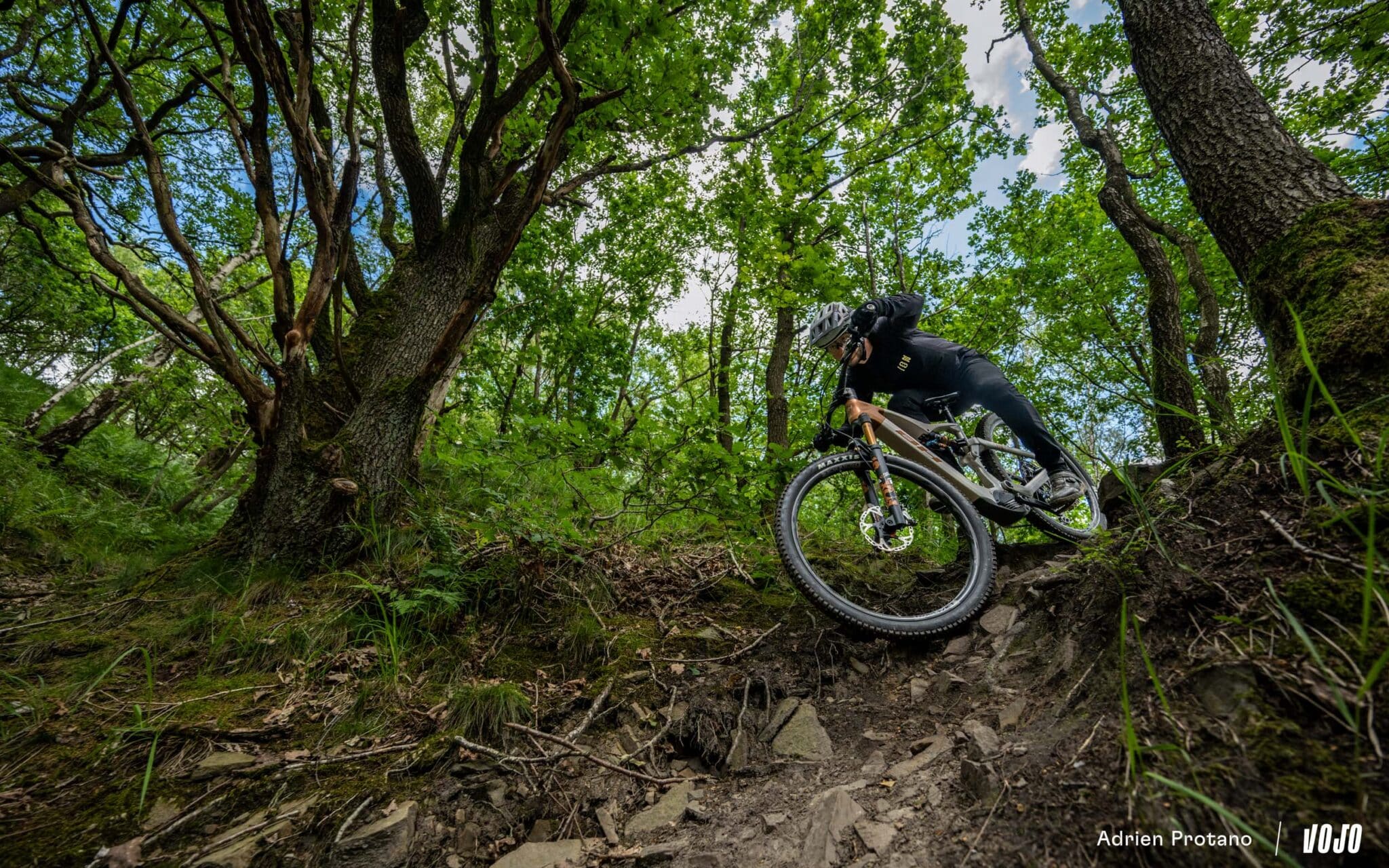 https://www.vojomag.com/app/uploads/2024/06/BH iLynx SL Trail 2024 Test Vojo A.Protano 1 34 2048x1280.jpg