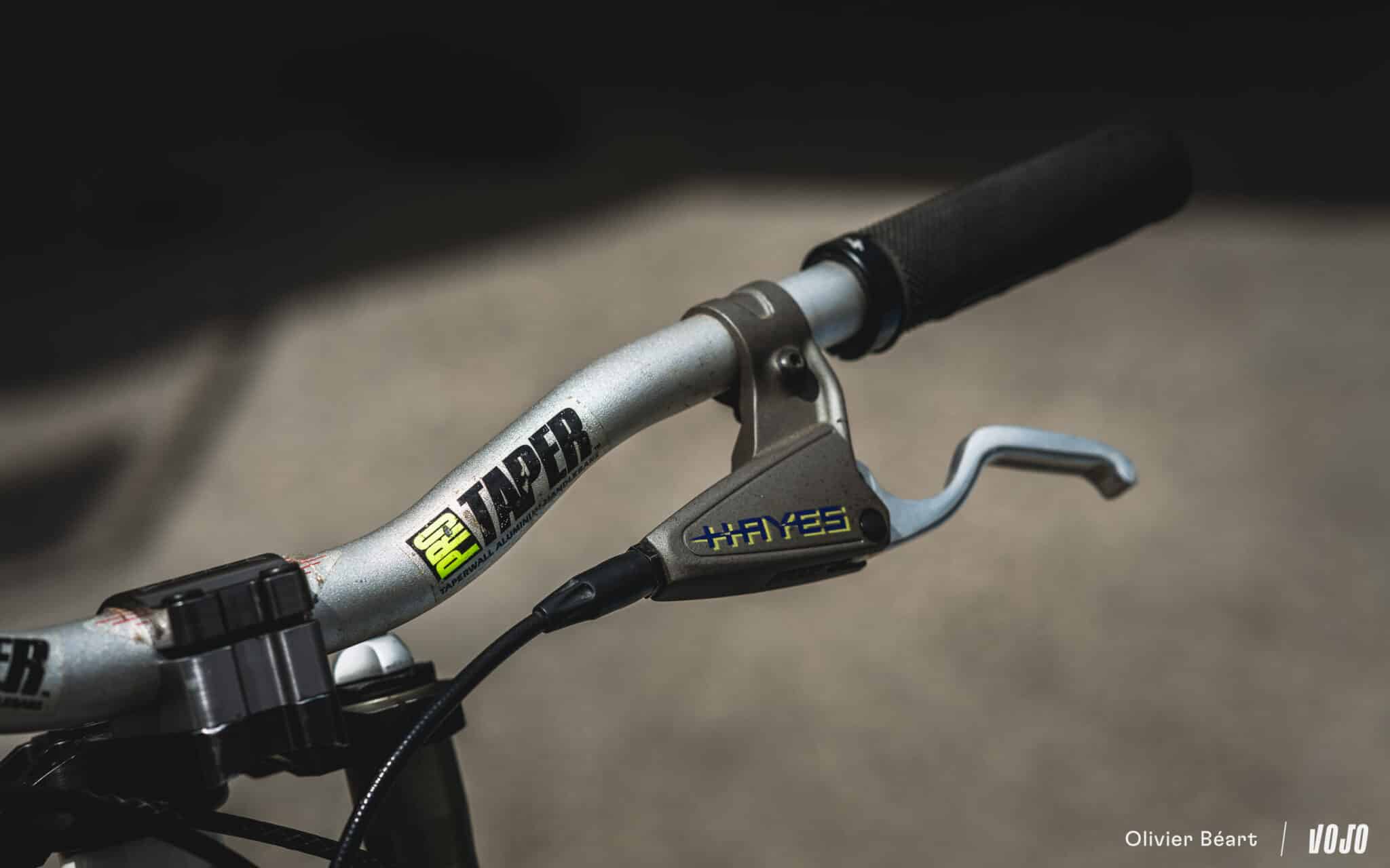https://www.vojomag.com/app/uploads/2024/06/Passportes 2024 Expo vtt vintage DH - Copyright Olivier Beart Vojo Magazine 113 2048x1280.jpg