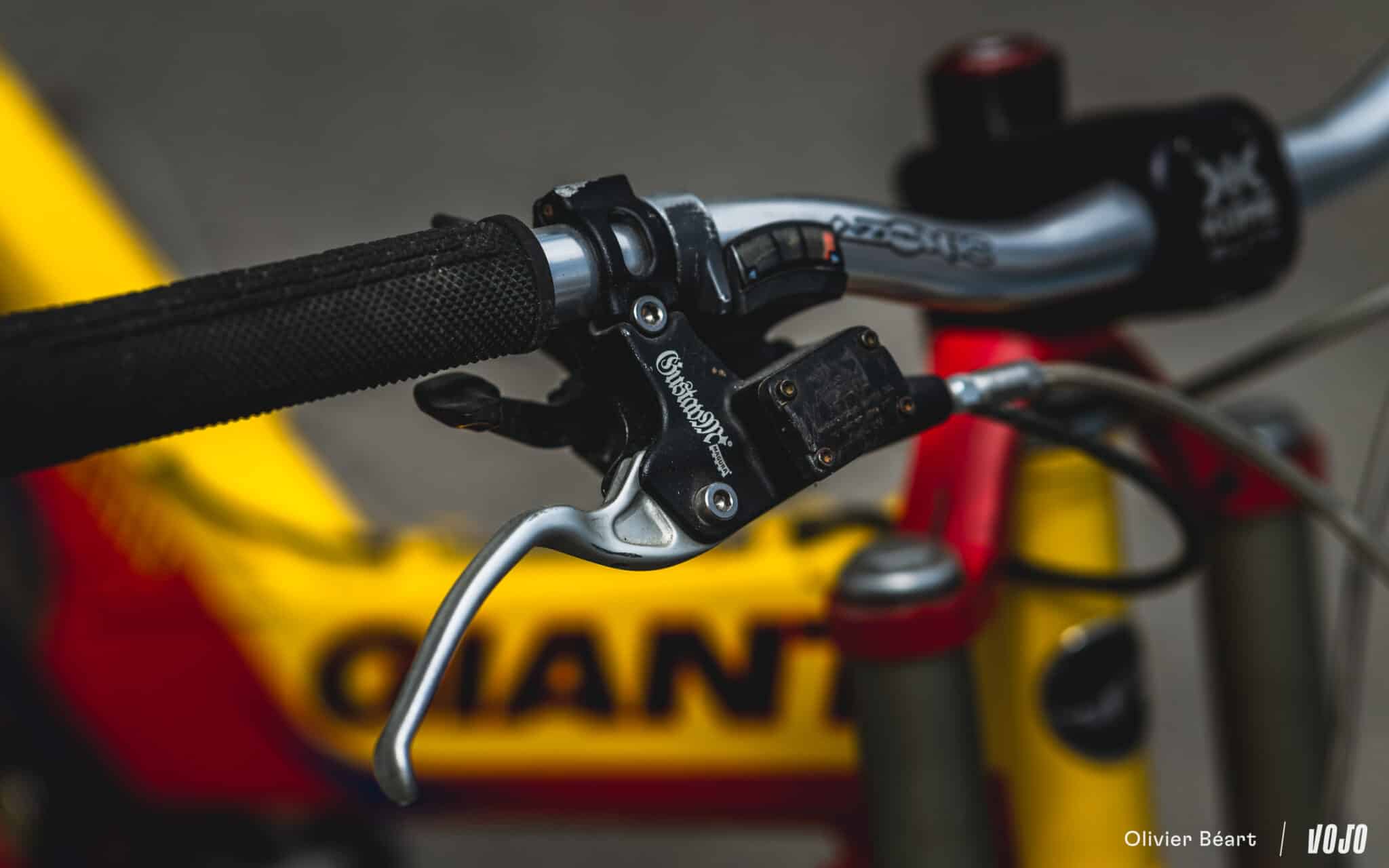 https://www.vojomag.com/app/uploads/2024/06/Passportes 2024 Expo vtt vintage DH - Copyright Olivier Beart Vojo Magazine 36 2048x1280.jpg