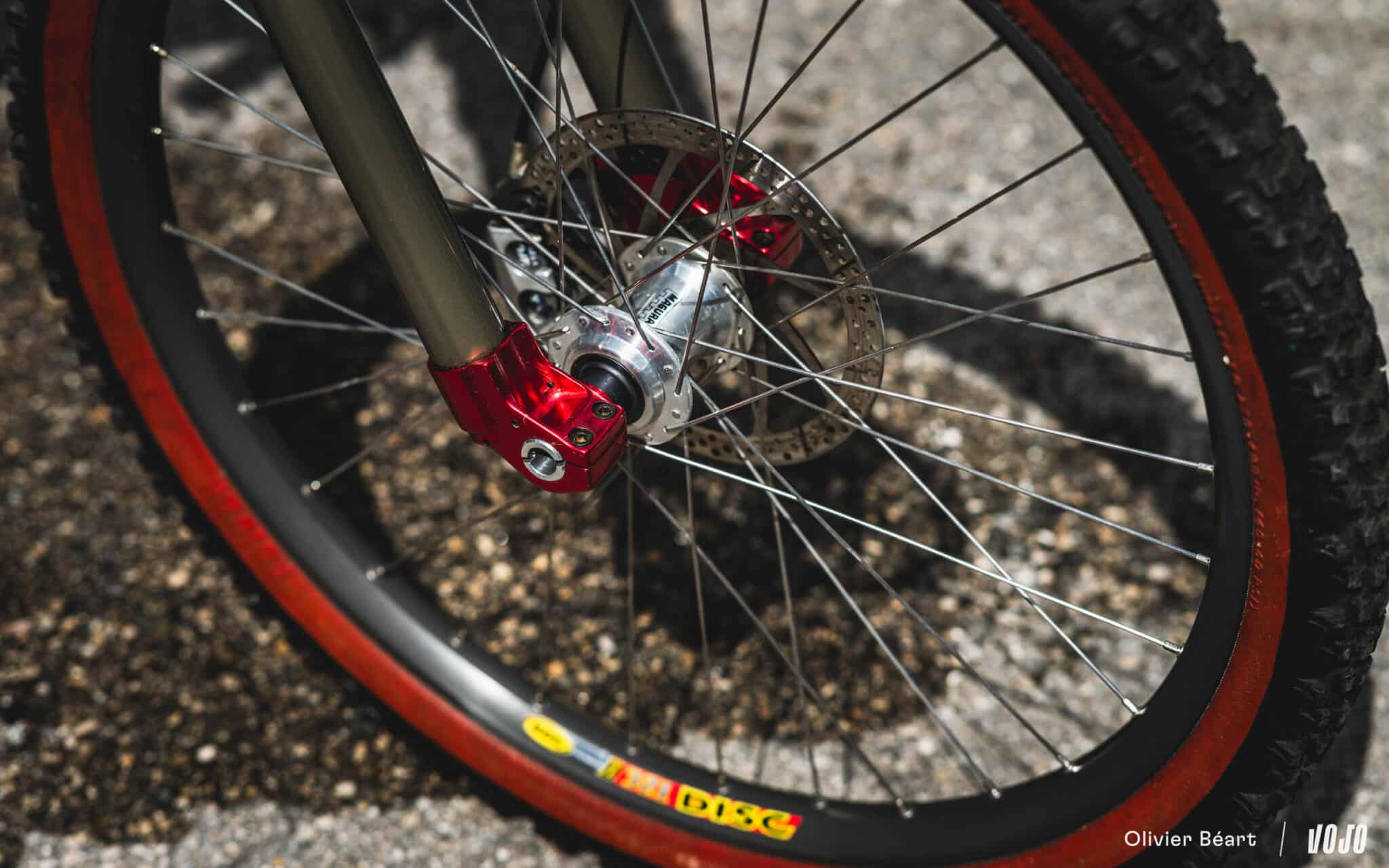 https://www.vojomag.com/app/uploads/2024/06/Passportes 2024 Expo vtt vintage DH - Copyright Olivier Beart Vojo Magazine 57 2048x1280.jpg