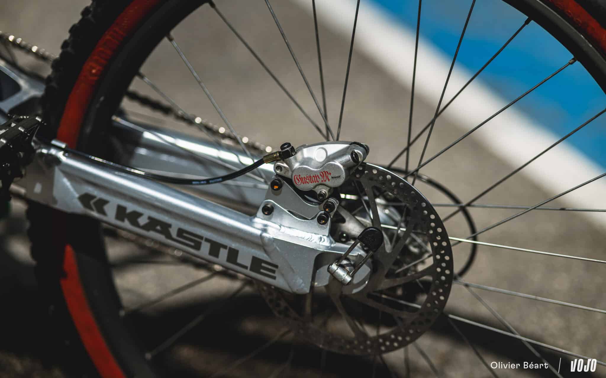 https://www.vojomag.com/app/uploads/2024/06/Passportes 2024 Expo vtt vintage DH - Copyright Olivier Beart Vojo Magazine 64 2048x1280.jpg