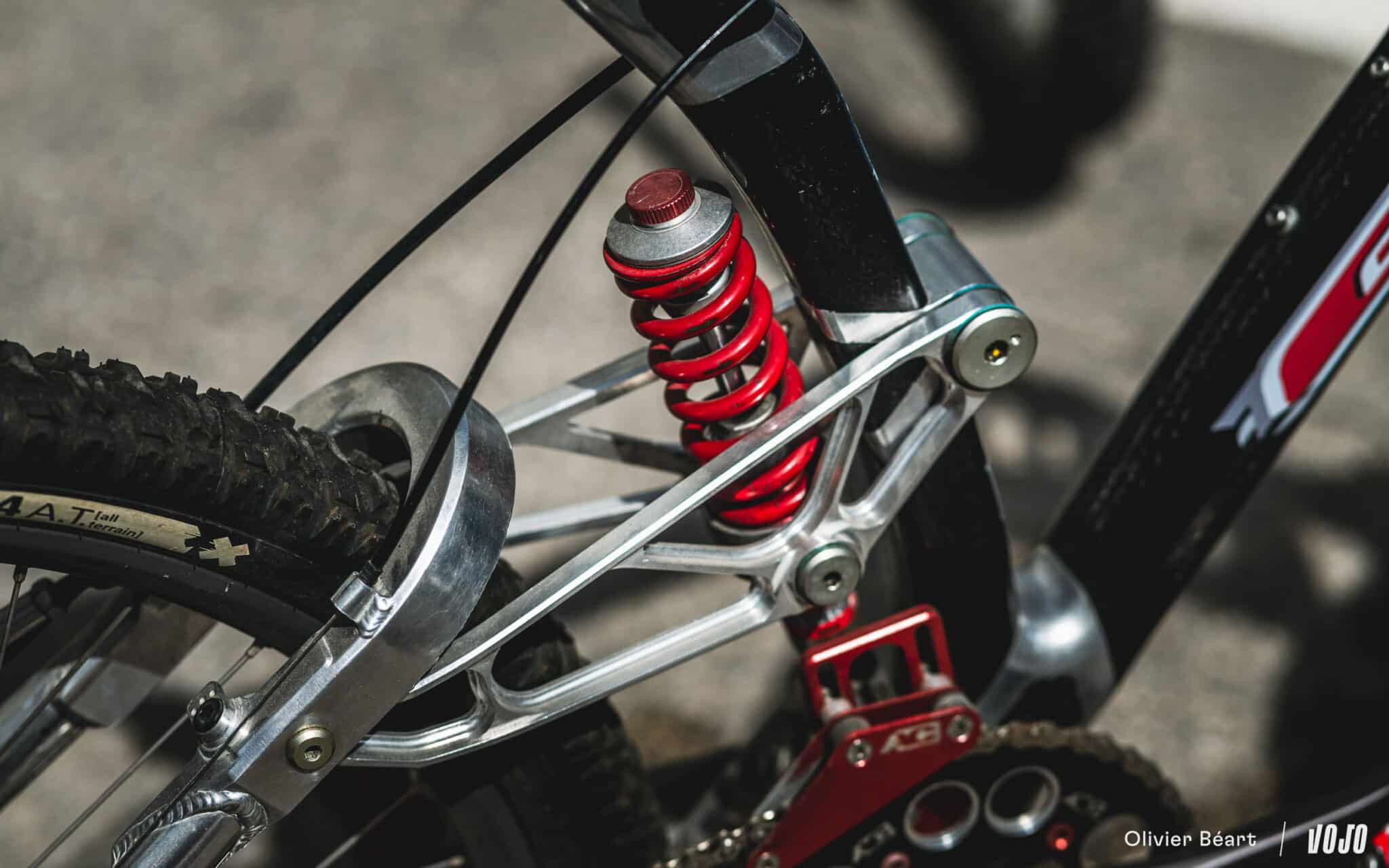 https://www.vojomag.com/app/uploads/2024/06/Passportes 2024 Expo vtt vintage DH - Copyright Olivier Beart Vojo Magazine 76 2048x1280.jpg