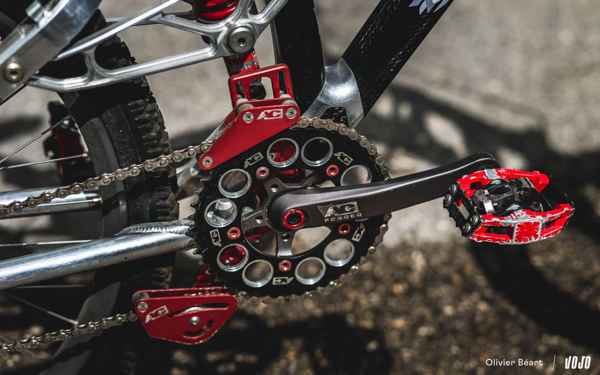 https://www.vojomag.com/app/uploads/2024/06/Passportes 2024 Expo vtt vintage DH - Copyright Olivier Beart Vojo Magazine 69 2048x1280.jpg