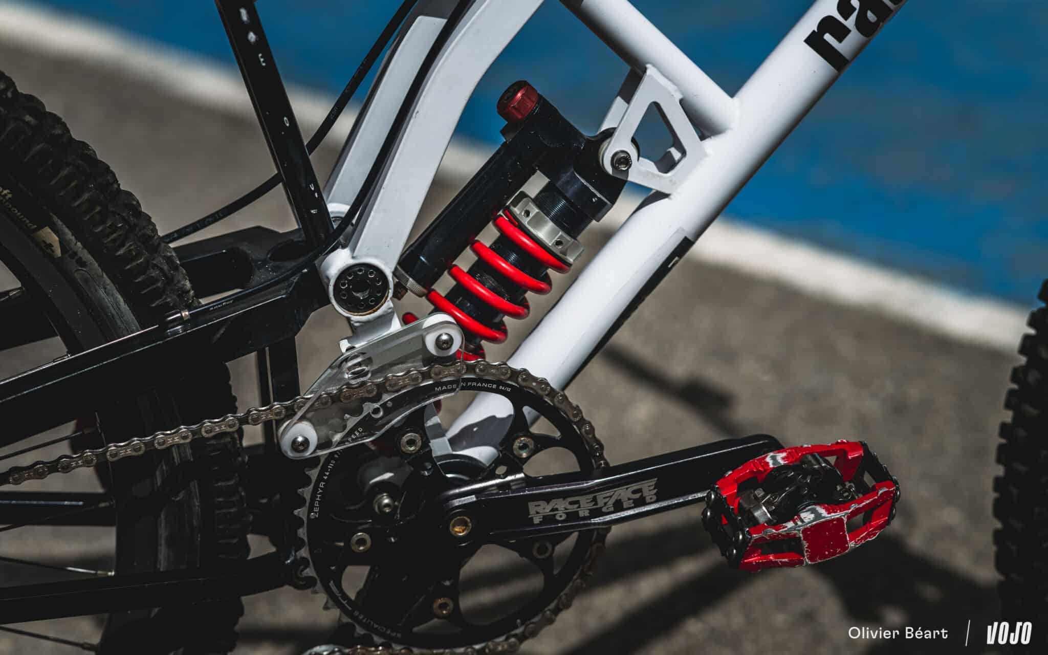 https://www.vojomag.com/app/uploads/2024/06/Passportes 2024 Expo vtt vintage DH - Copyright Olivier Beart Vojo Magazine 93 2048x1280.jpg