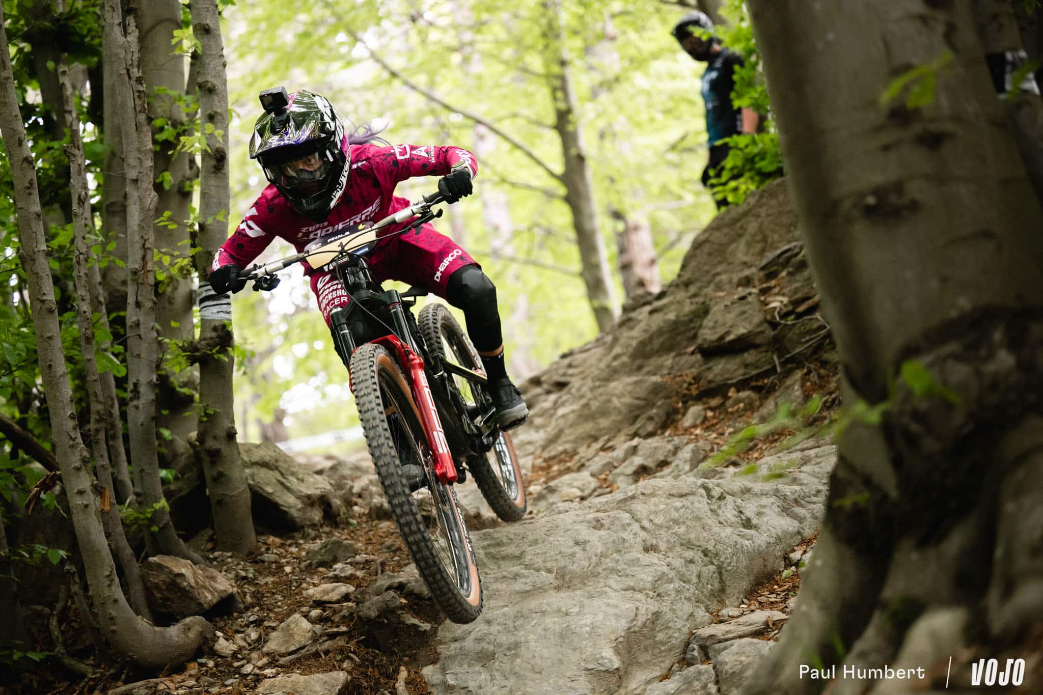 https://www.vojomag.com/app/uploads/2024/06/isabeau courdurier lily plancart lapierre zipp gravity 2024 vojo paul humbert 44.jpg