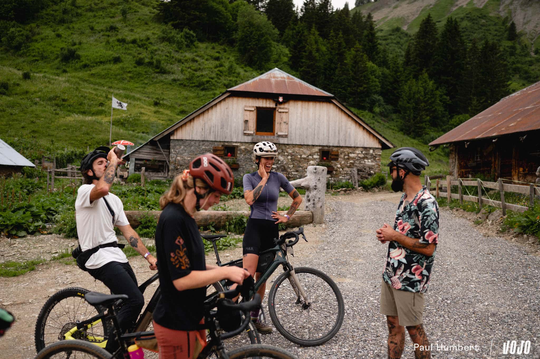 https://www.vojomag.com/app/uploads/2024/06/pass portes du soleil chatel gravel 2024 vojo paul humbert 10.jpg