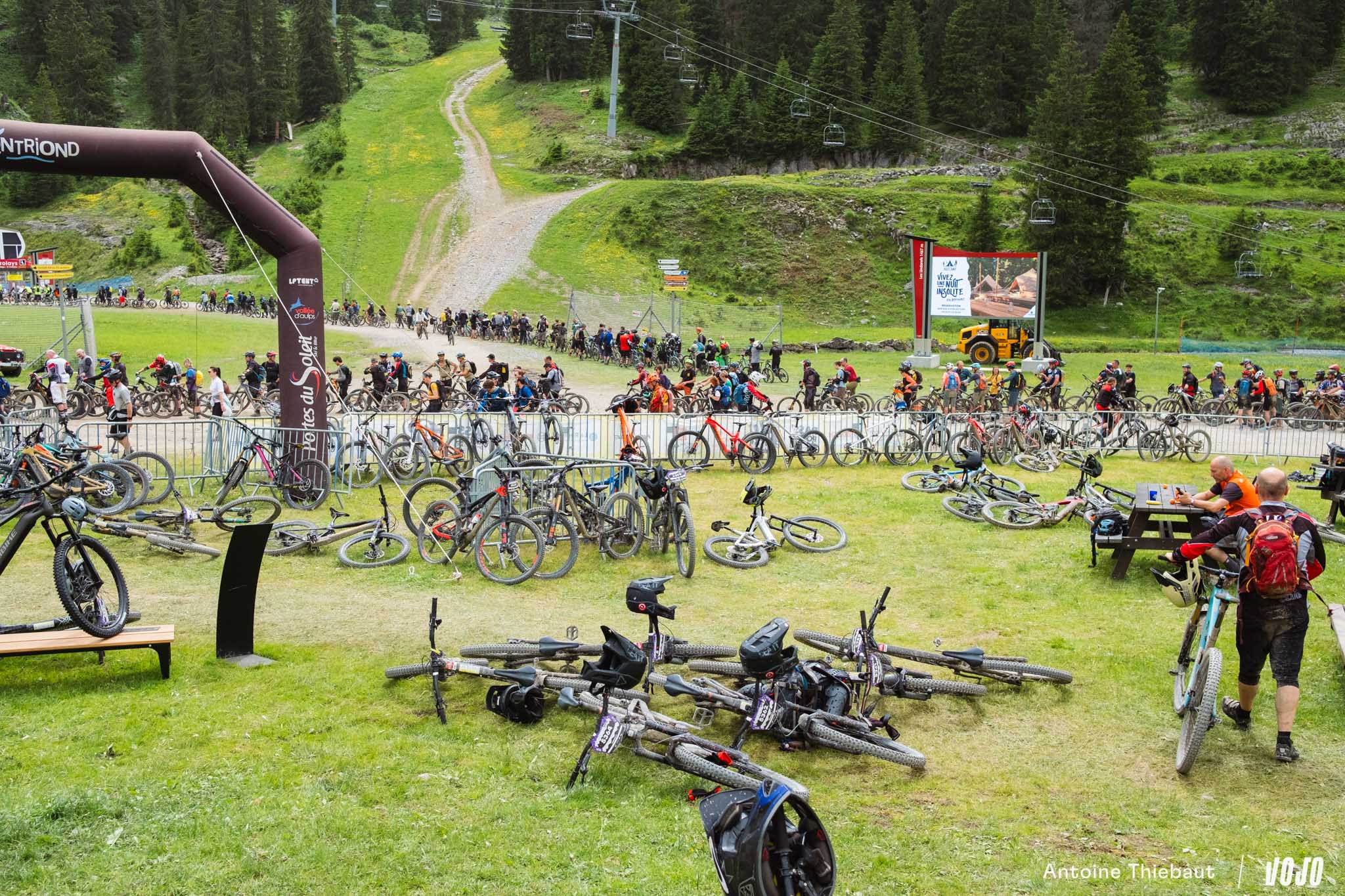 https://www.vojomag.com/app/uploads/2024/06/pass portes du soleil chatel rando vtt 2024 vojo paul humbert 100.jpg