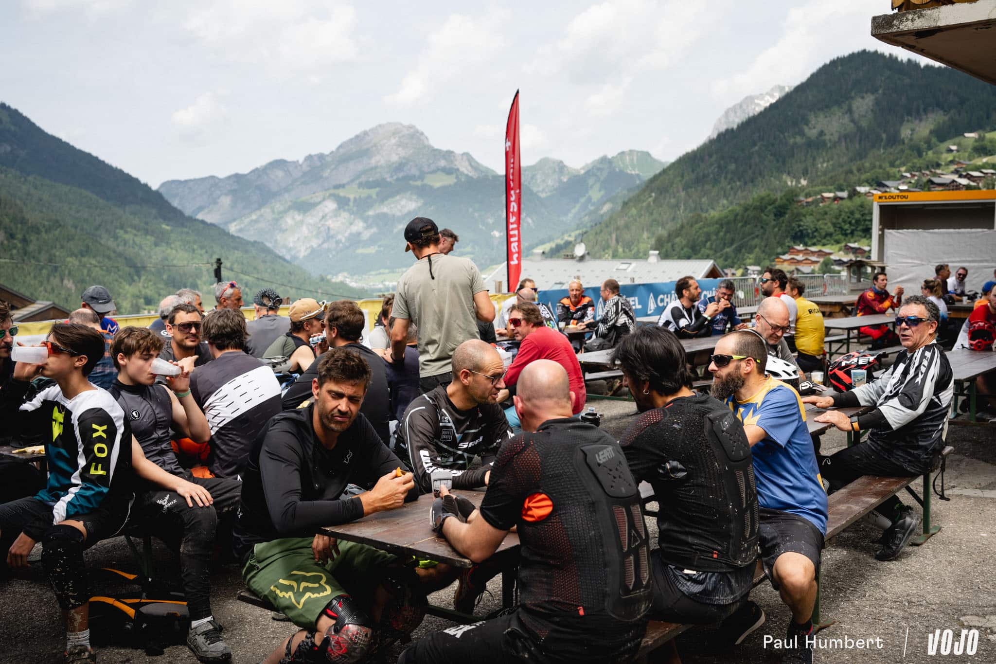 https://www.vojomag.com/app/uploads/2024/06/pass portes du soleil chatel rando vtt 2024 vojo paul humbert 19.jpg