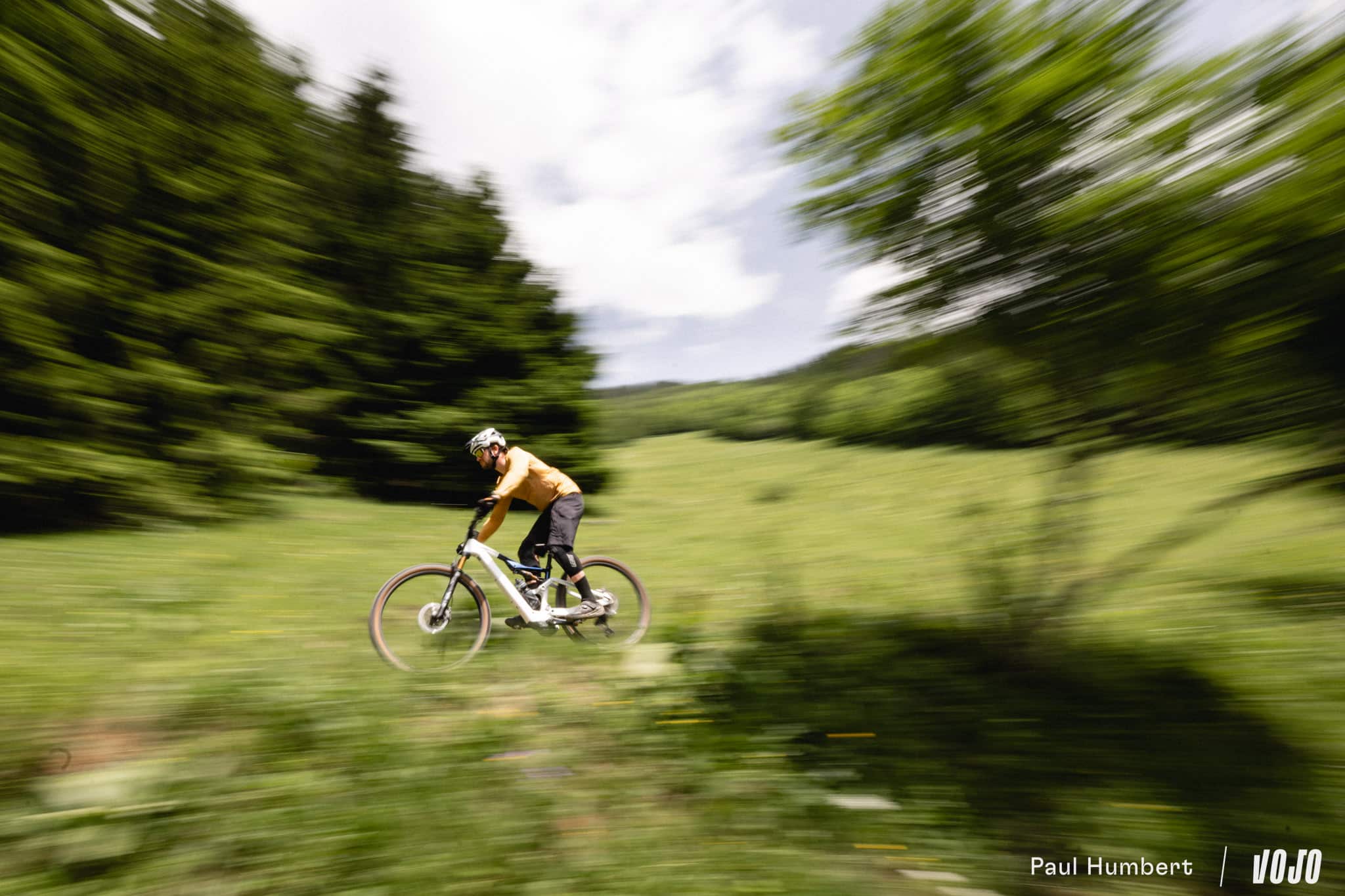 https://www.vojomag.com/app/uploads/2024/06/pass portes du soleil chatel rando vtt 2024 vojo paul humbert 74.jpg