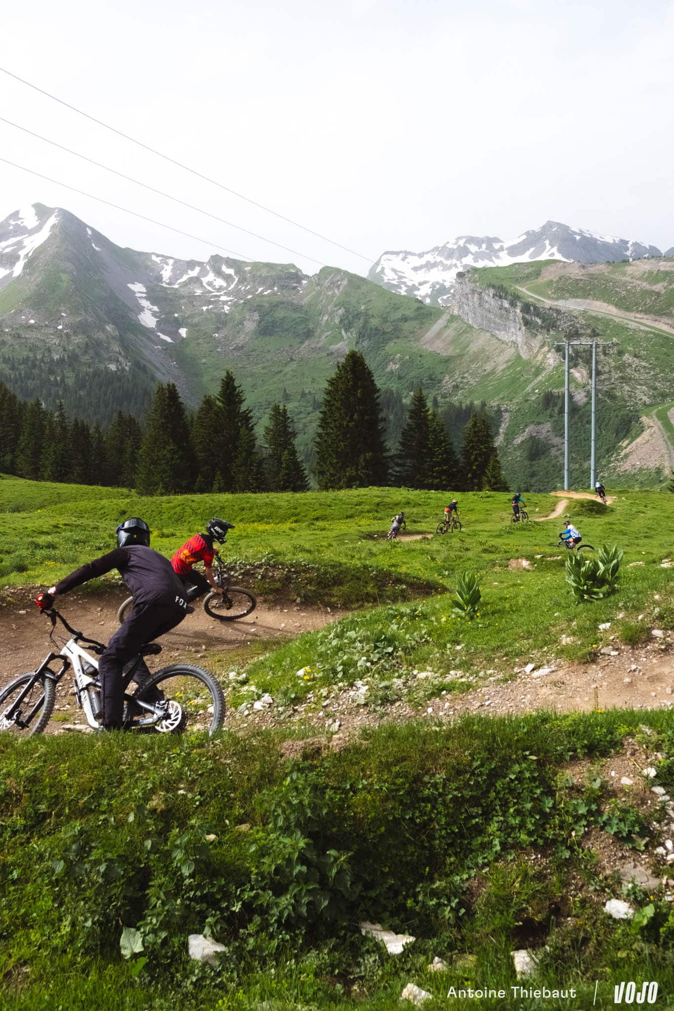 https://www.vojomag.com/app/uploads/2024/06/pass portes du soleil chatel rando vtt 2024 vojo paul humbert 58.jpg