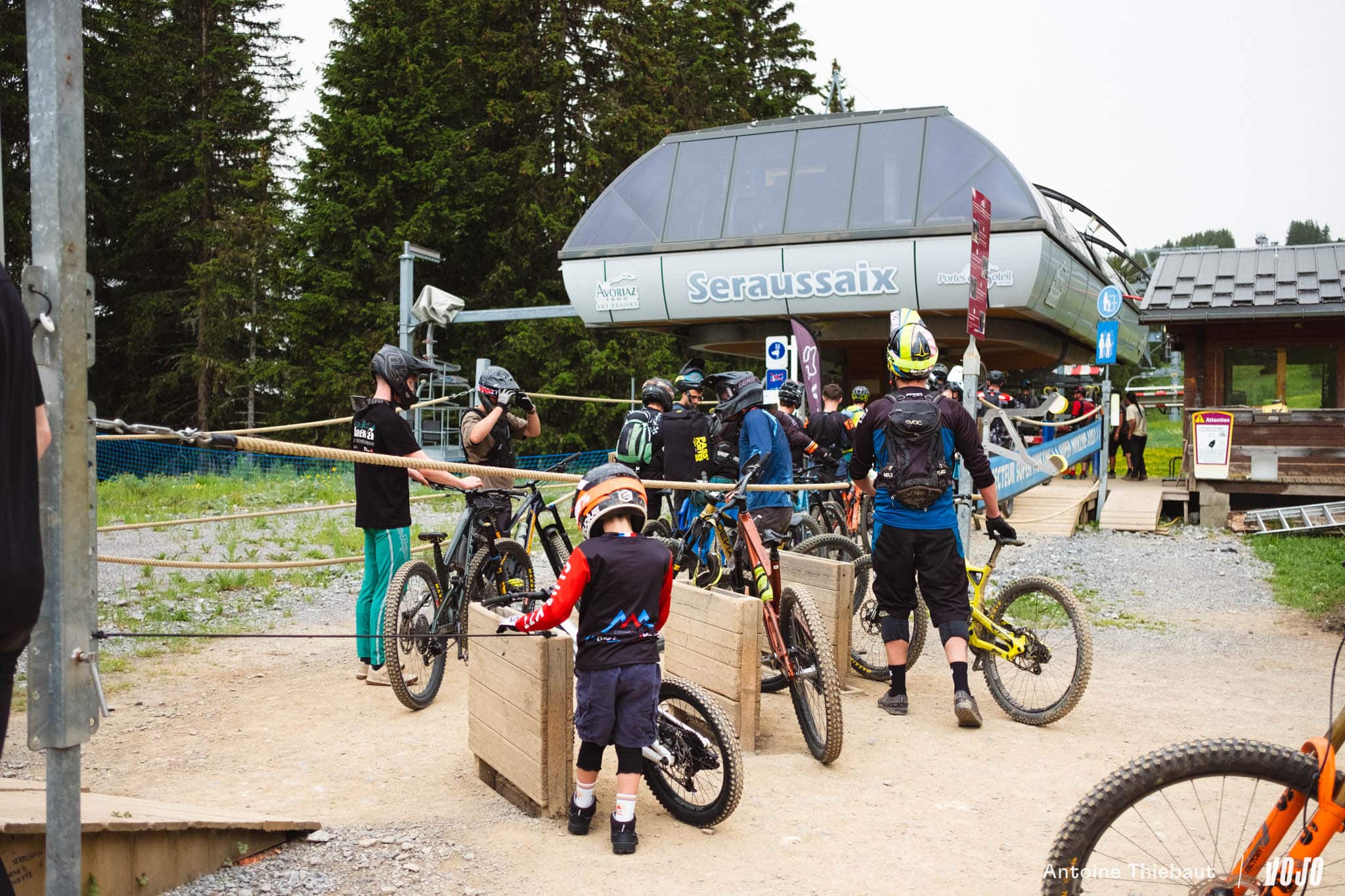 https://www.vojomag.com/app/uploads/2024/06/pass portes du soleil chatel rando vtt 2024 vojo paul humbert 59.jpg