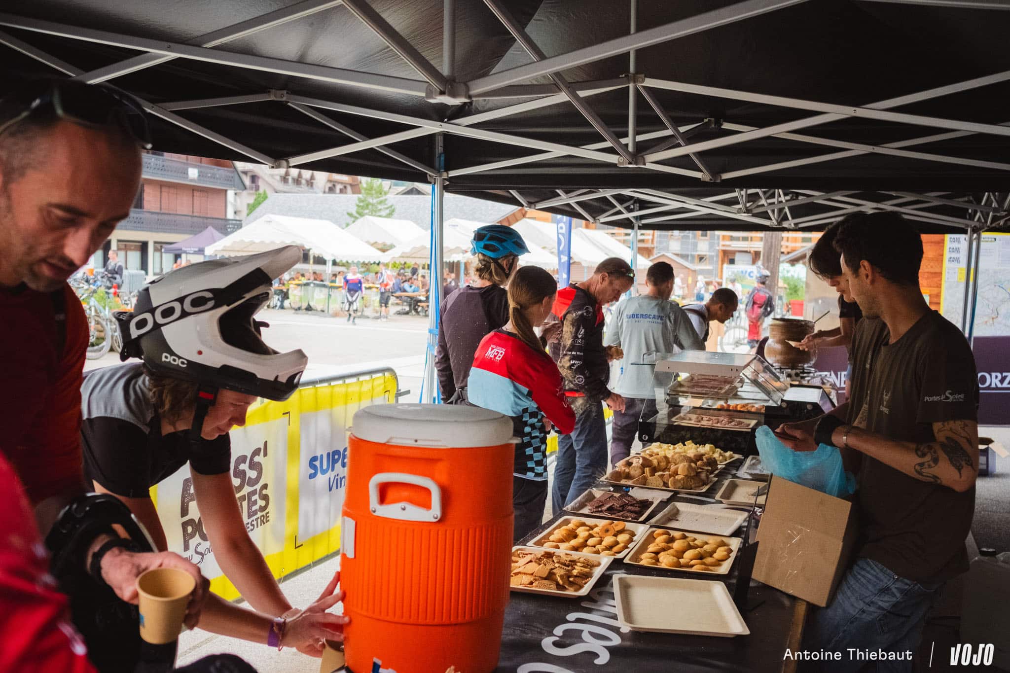 https://www.vojomag.com/app/uploads/2024/06/pass portes du soleil chatel rando vtt 2024 vojo paul humbert 70.jpg