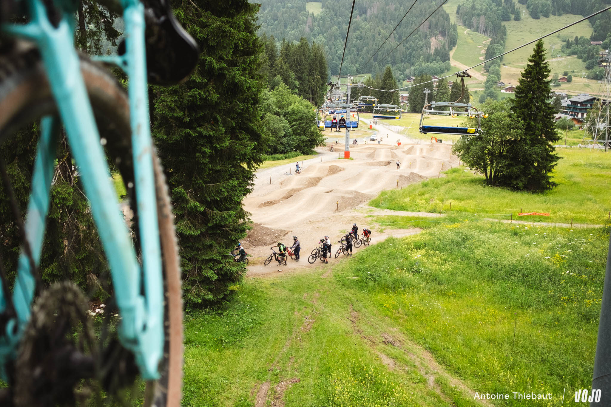 https://www.vojomag.com/app/uploads/2024/06/pass portes du soleil chatel rando vtt 2024 vojo paul humbert 76.jpg