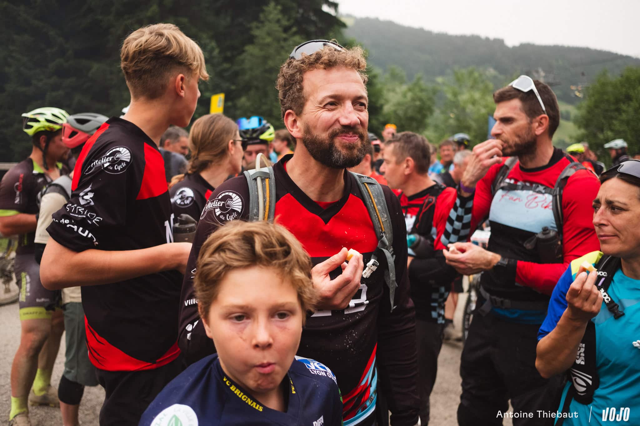 https://www.vojomag.com/app/uploads/2024/06/pass portes du soleil chatel rando vtt 2024 vojo paul humbert 86.jpg