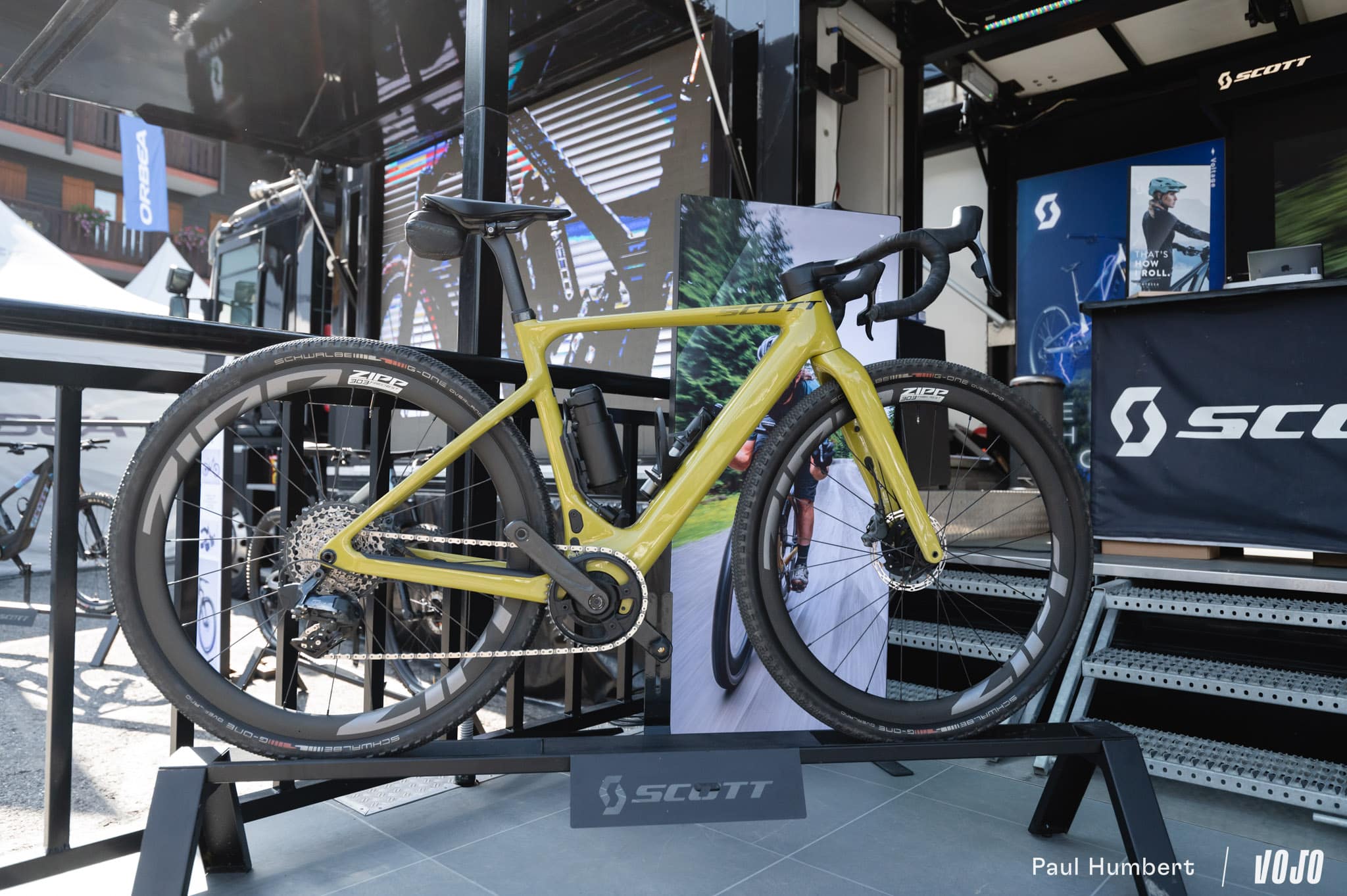 https://www.vojomag.com/app/uploads/2024/06/pass portes du soleil chatel salon 2024 vojo paul humbert 32.jpg