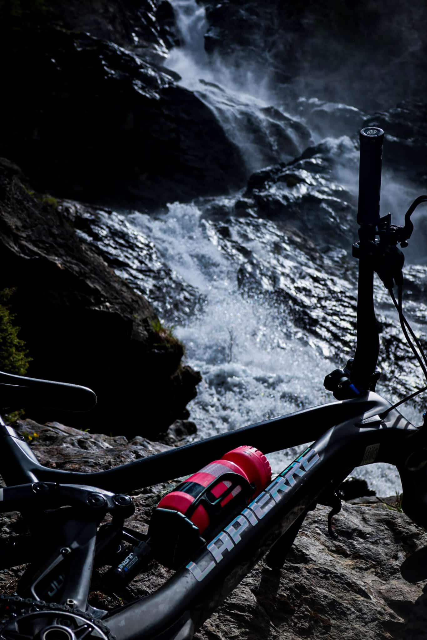 https://www.vojomag.com/app/uploads/2024/06/tarentaise enduro vtt vttae course 2024 vojo paul humbert 13.jpg