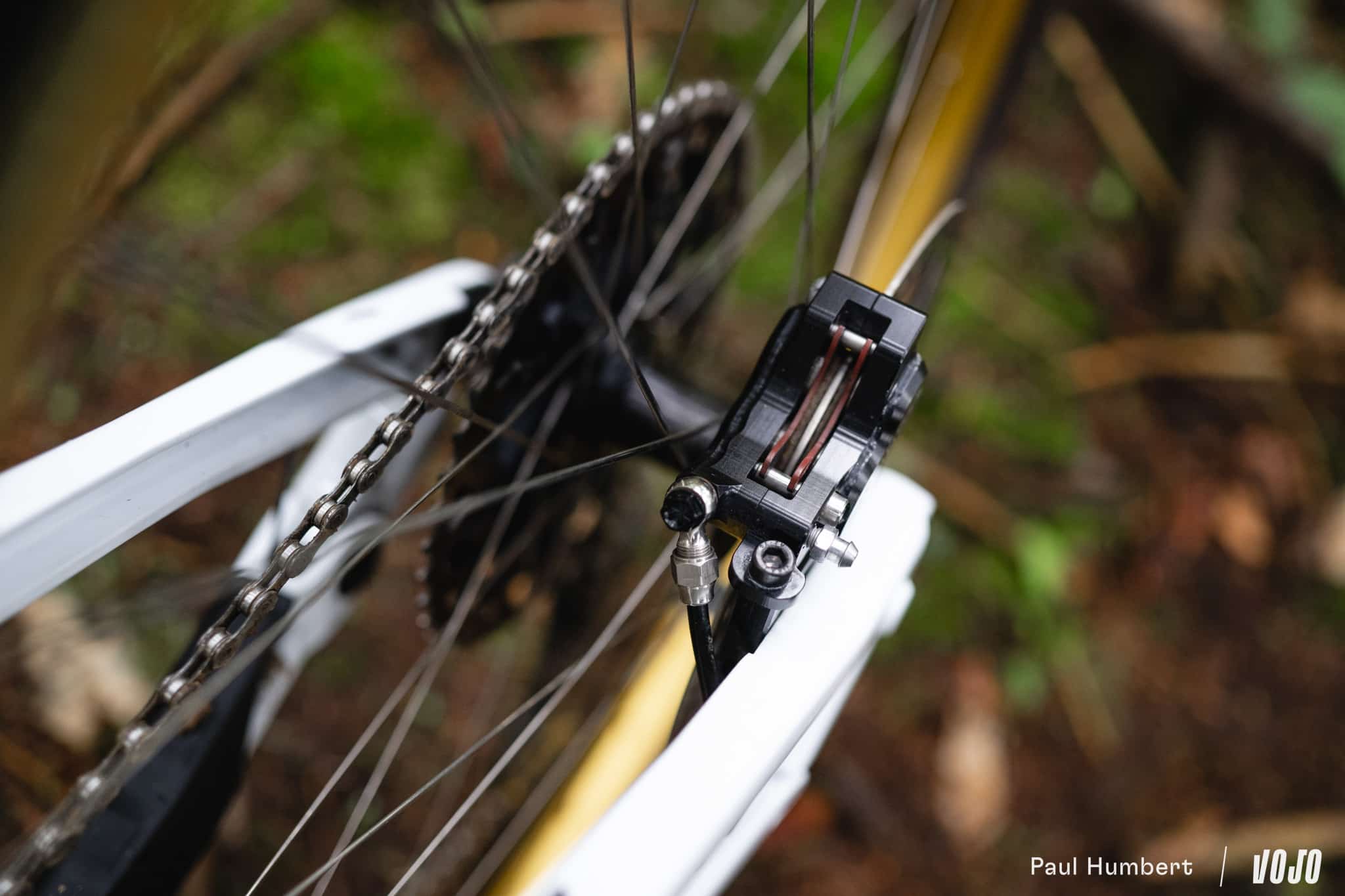 https://www.vojomag.com/app/uploads/2024/06/test freins vttae vtt beringer ebike 2024 vojo paul humbert 41.jpg