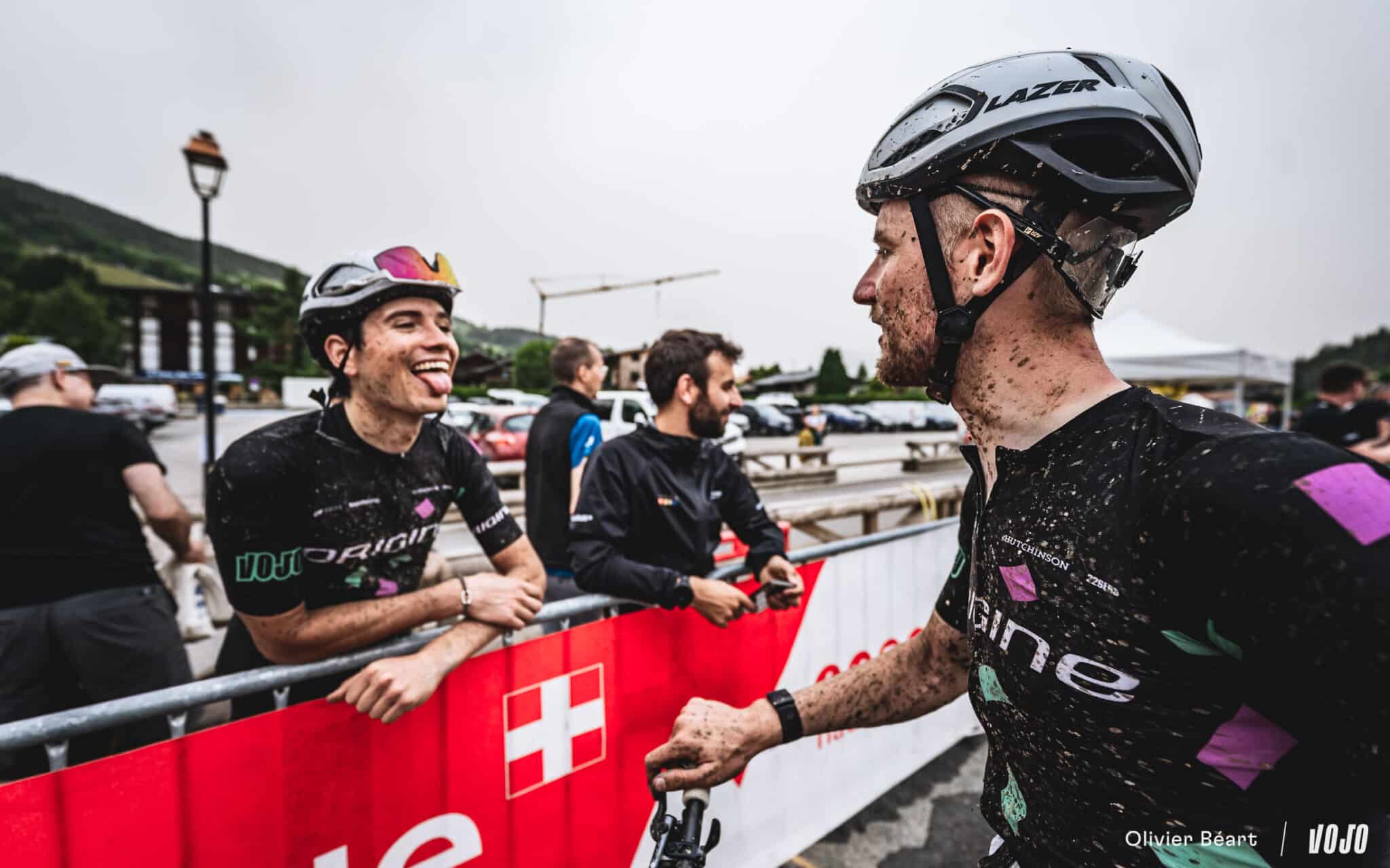 https://www.vojomag.com/app/uploads/2024/07/Origine Vojo Basile Allard Remi Groslambert MB Race 2024 - Copyright Olivier Beart Vojo Magazine 66 2048x1280.jpg