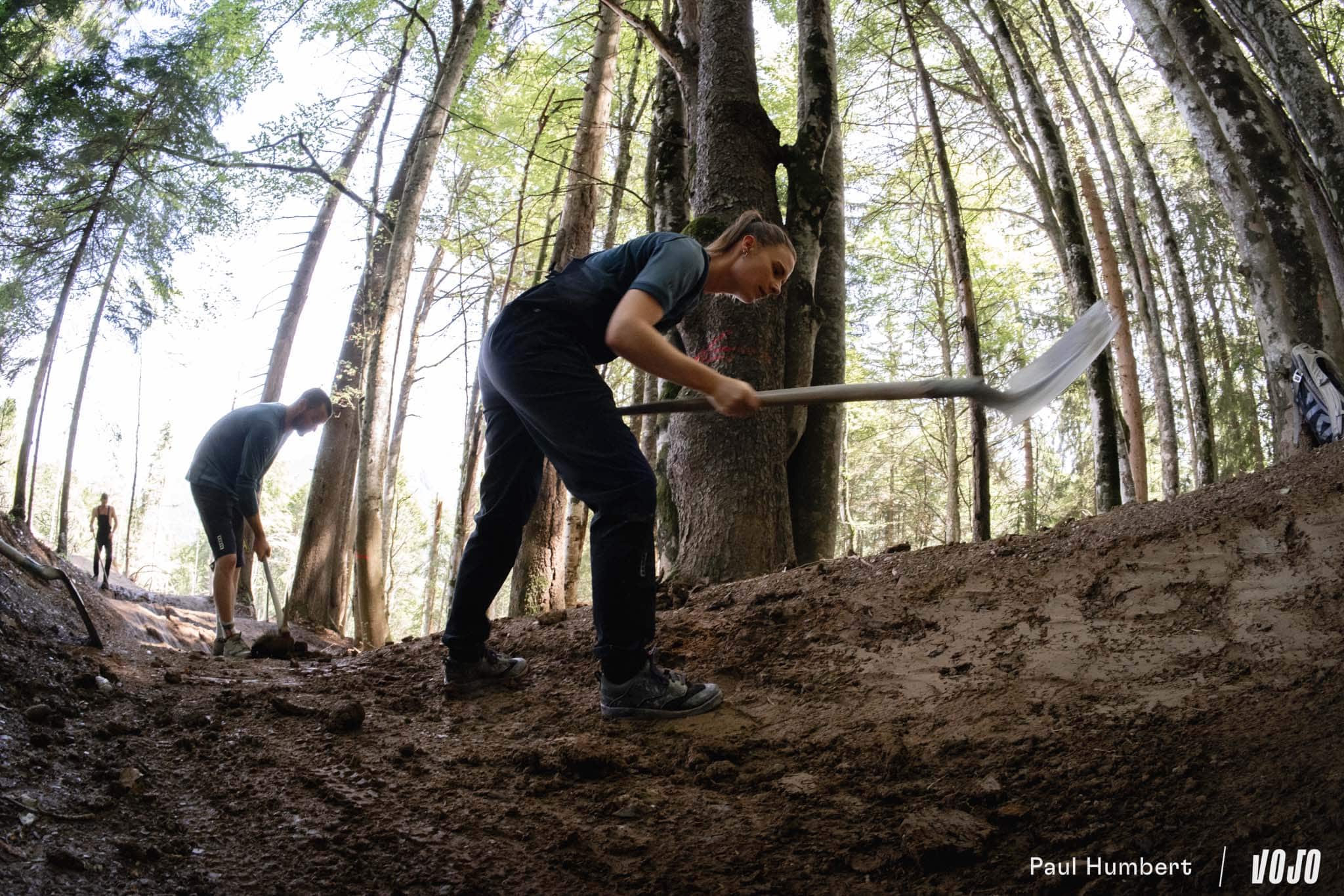 https://www.vojomag.com/app/uploads/2024/07/bike patrol morzine pleney shaper bike park 2024 vojo paul humbert 7.jpg