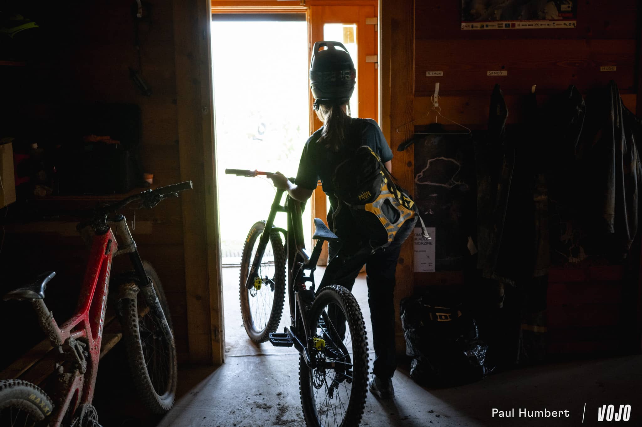 https://www.vojomag.com/app/uploads/2024/07/bike patrol morzine pleney shaper bike park 2024 vojo paul humbert 24.jpg