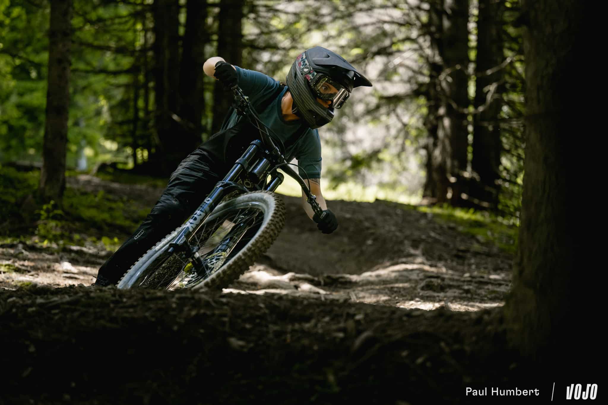 https://www.vojomag.com/app/uploads/2024/07/bike patrol morzine pleney shaper bike park 2024 vojo paul humbert 7.jpg