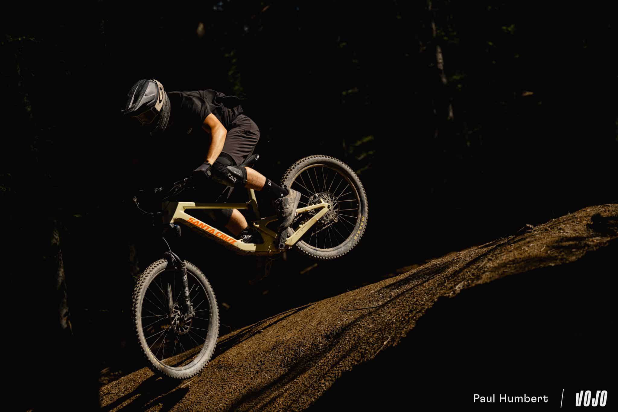 https://www.vojomag.com/app/uploads/2024/07/bike patrol morzine pleney shaper bike park 2024 vojo paul humbert 46.jpg