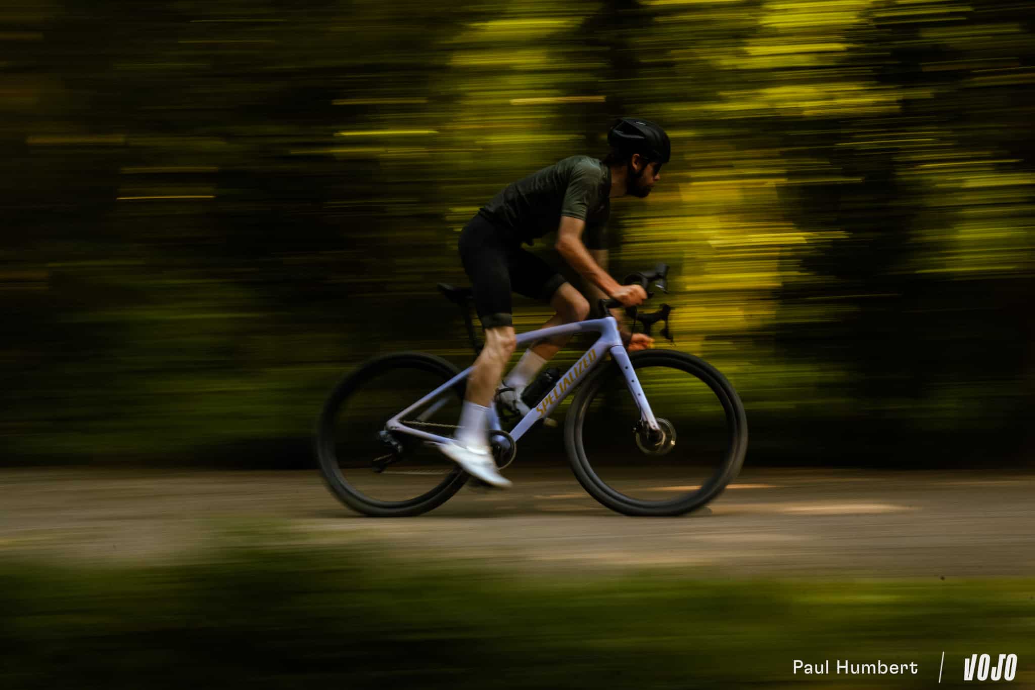 https://www.vojomag.com/app/uploads/2024/07/choisir comparatif test pneus gravel specialized diverge 2024 vojo paul humbert 7.jpg