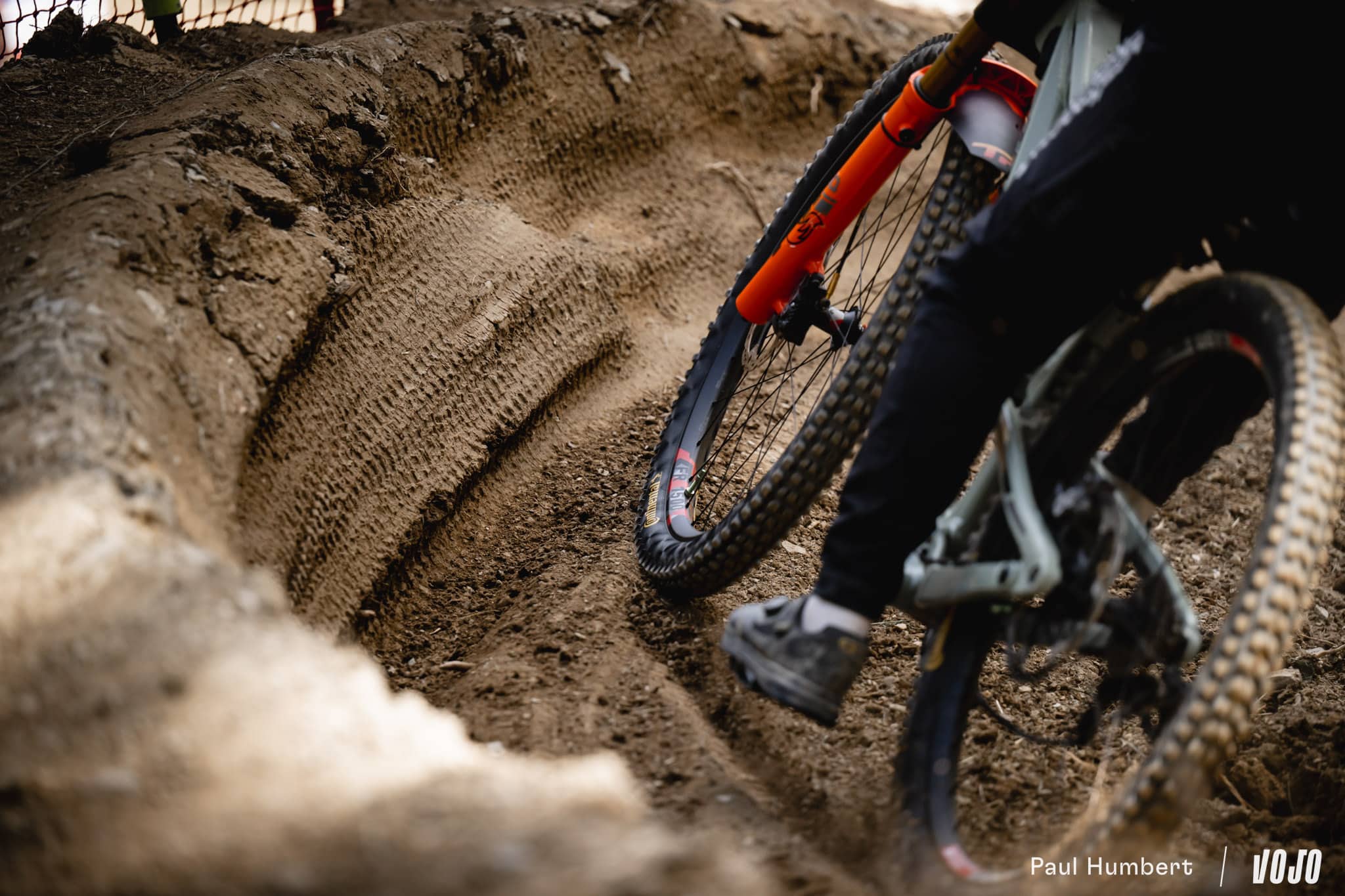https://www.vojomag.com/app/uploads/2024/07/dh les gets finale pierron farina 2024 vojo paul humbert 5 1.jpg